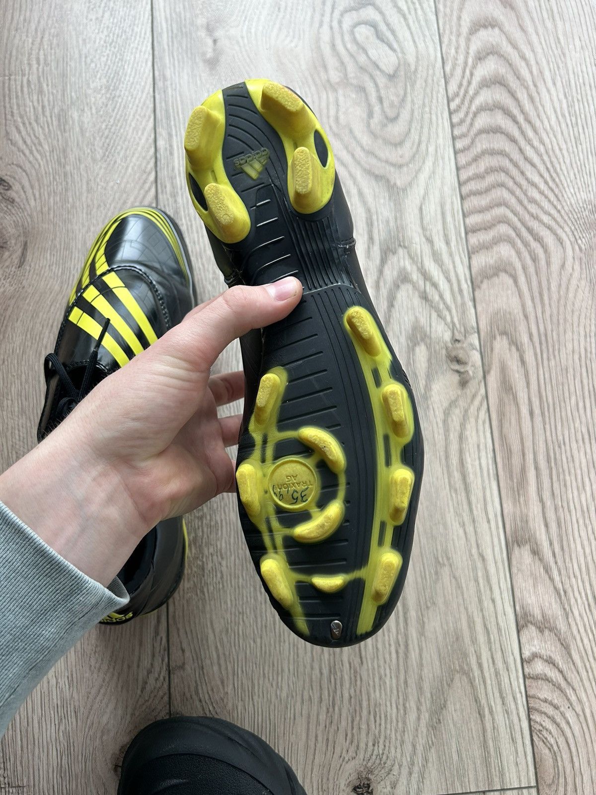 Adidas × Vintage Vintage Adidas F30 TRX Football Boots Size US 11 / EU 44 - 12 Thumbnail