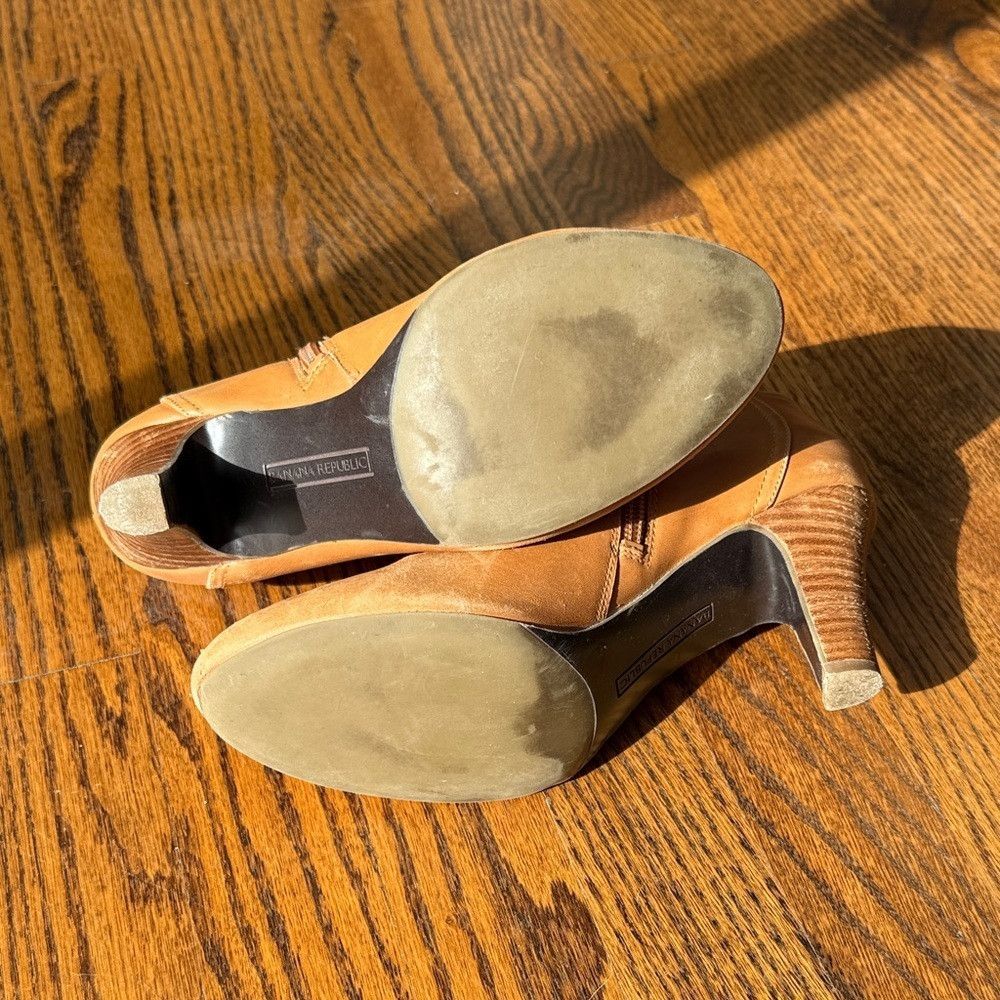 Banana Republic Banana Republic Women’s 7 Tan Ankle Leather Booties Size US 7 / IT 37 - 6 Thumbnail