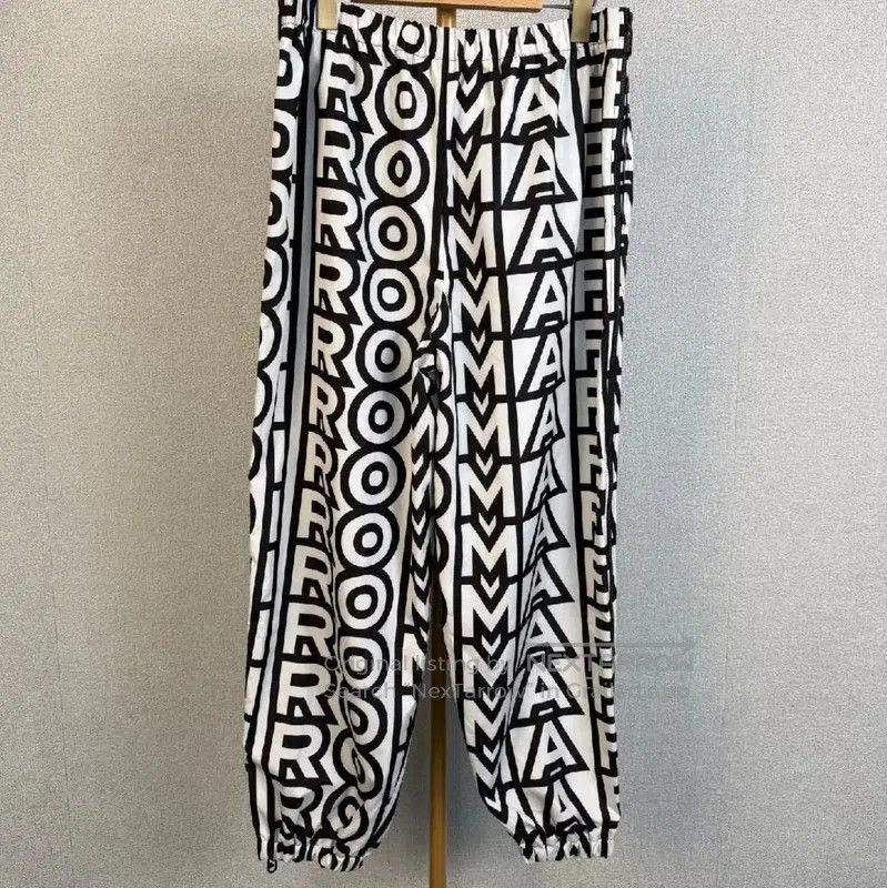 Fendi Fendi Floral Print Polyester Casual Pants . Size 30" / US 8 / IT 44 - 2 Thumbnail