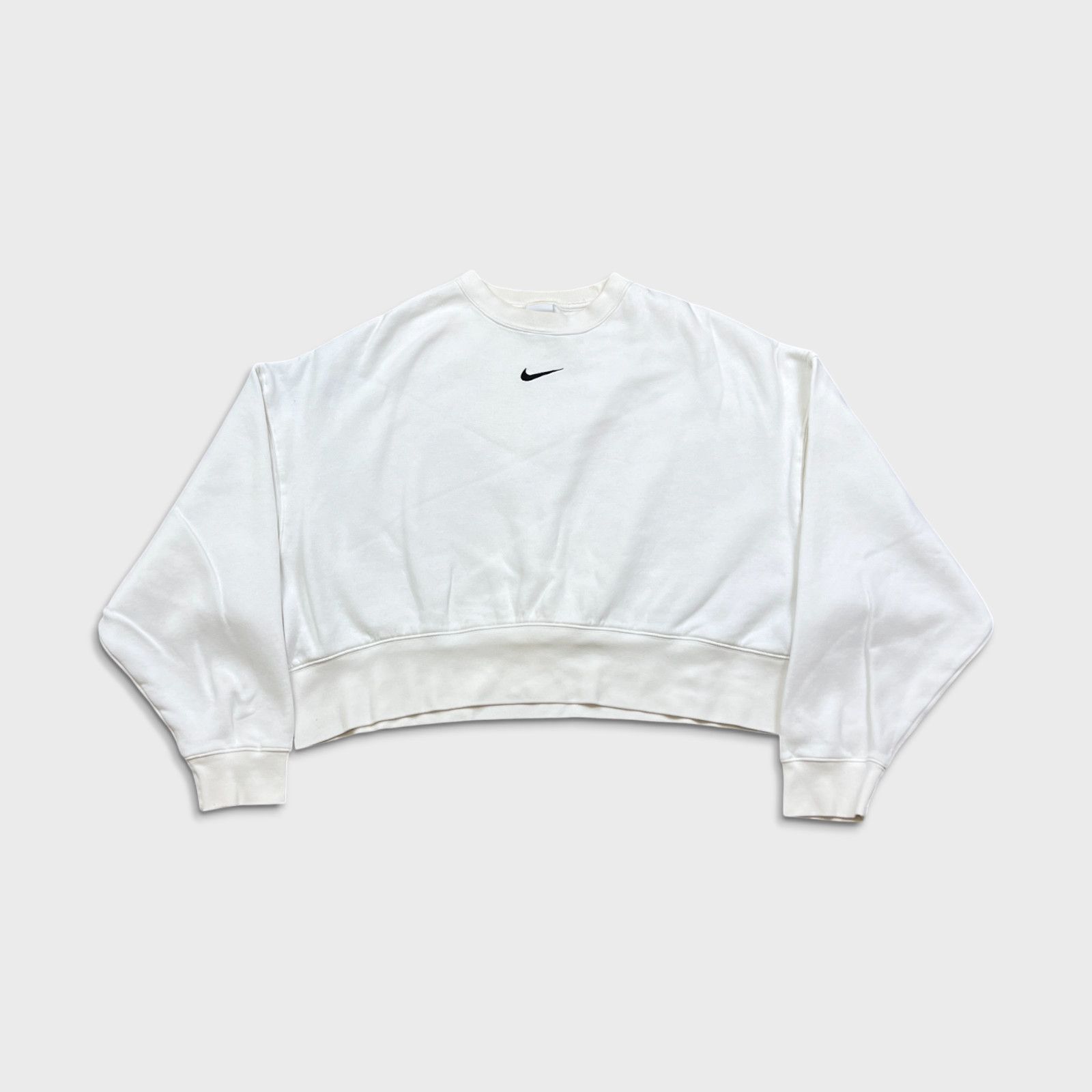 Nike × Vintage Nike Sportswear Sweatshirt Small Center Swoosh Pullover Crew Size S / US 4 / IT 40 - 1 Thumbnail