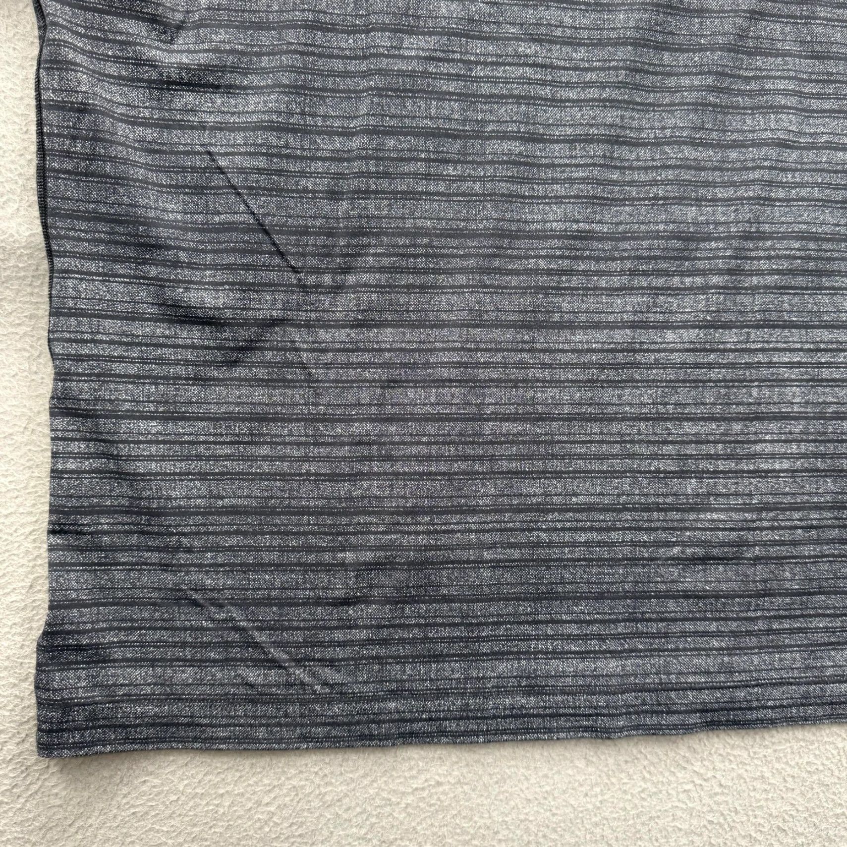 Lululemon Lululemon Polo Shirt Mens L Gray Striped Short Sleeve Performance Golf Shirt Size US L / EU 52-54 / 3 - 6 Thumbnail