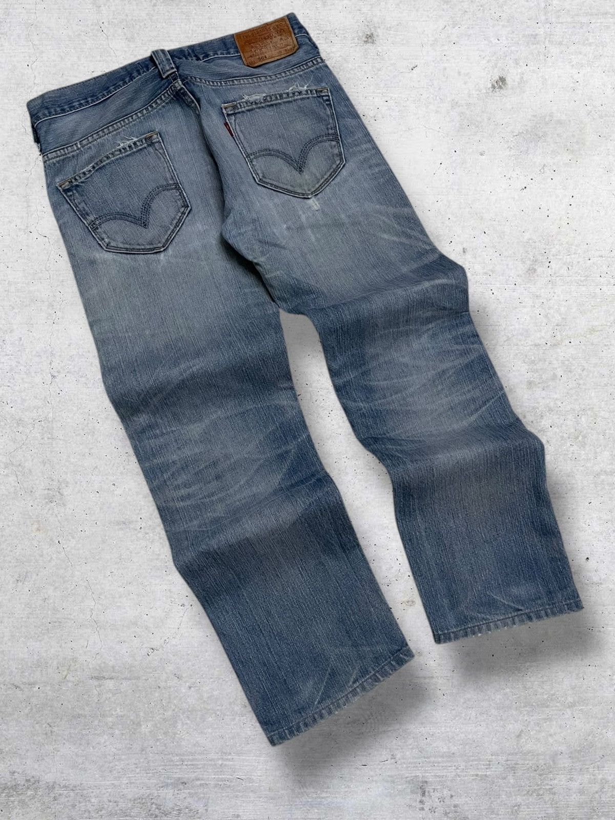 Levi's Vintage Clothing VINTAGE 504 LEVIS USA DESIGNER 90S RIPPED OG STYLE DENIM Size US 30 / EU 46 - 10 Thumbnail