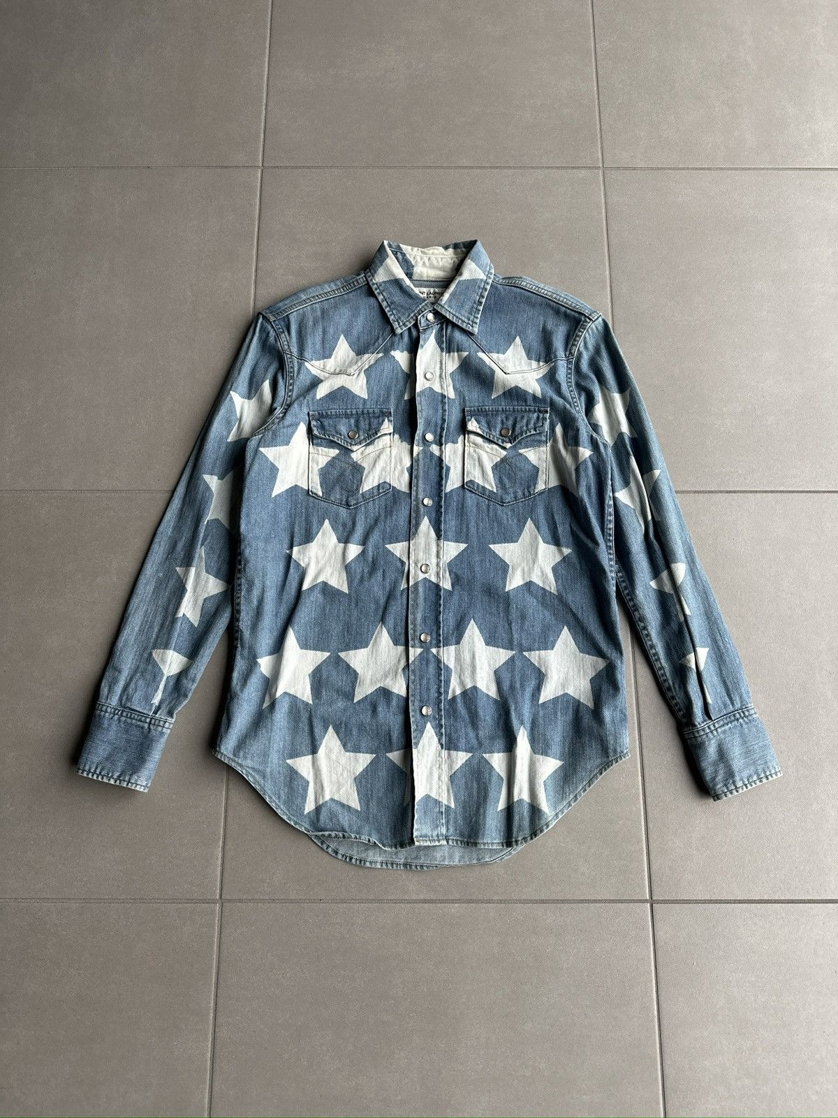 Saint Laurent Paris Saint Laurent Paris SS17 star print denim button up Size US S / EU 44-46 / 1 - 1 Thumbnail