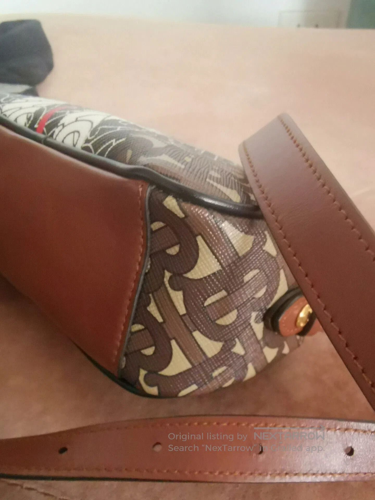 Burberry Burberry Small Camera Crossbody Bag. Size ONE SIZE - 7 Thumbnail