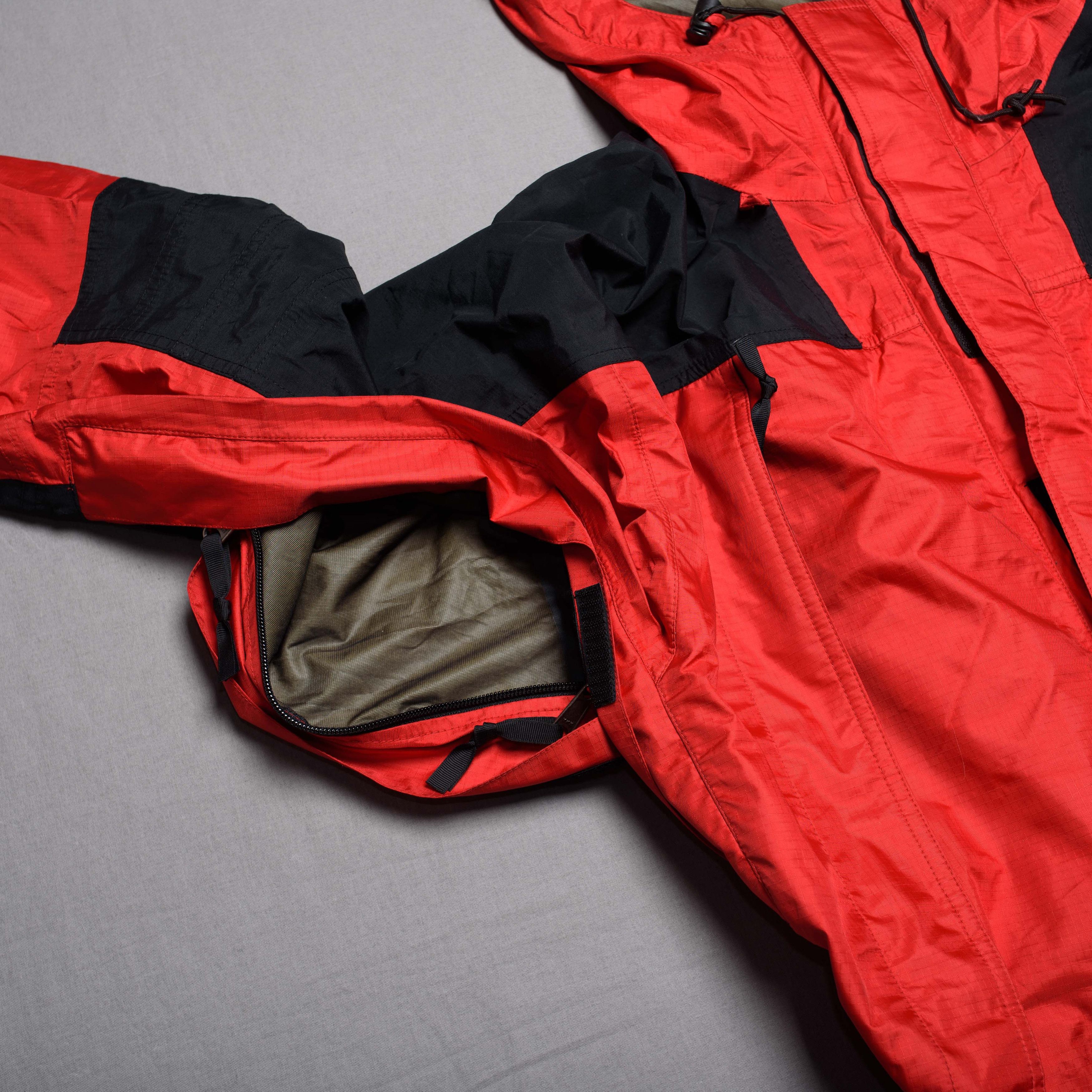 Goretex × The North Face × Vintage Vintage The North Face Gore-Tex Ski Suit Size US 32 / EU 48 - 5 Thumbnail