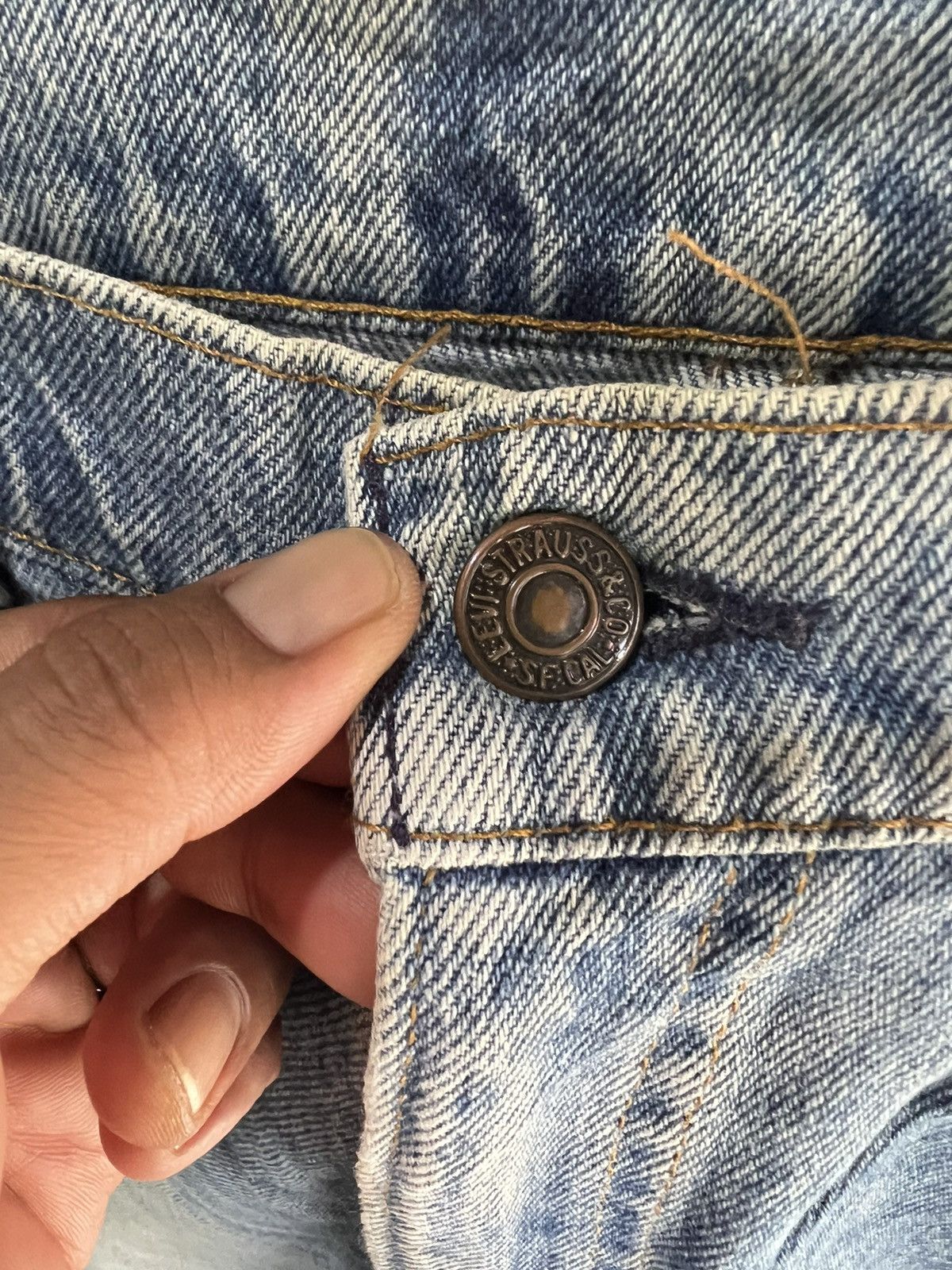 Levi's Vintage Clothing 🔥Vintage Levis Distressed Denim Made in Usa Size US 29 - 8 Thumbnail