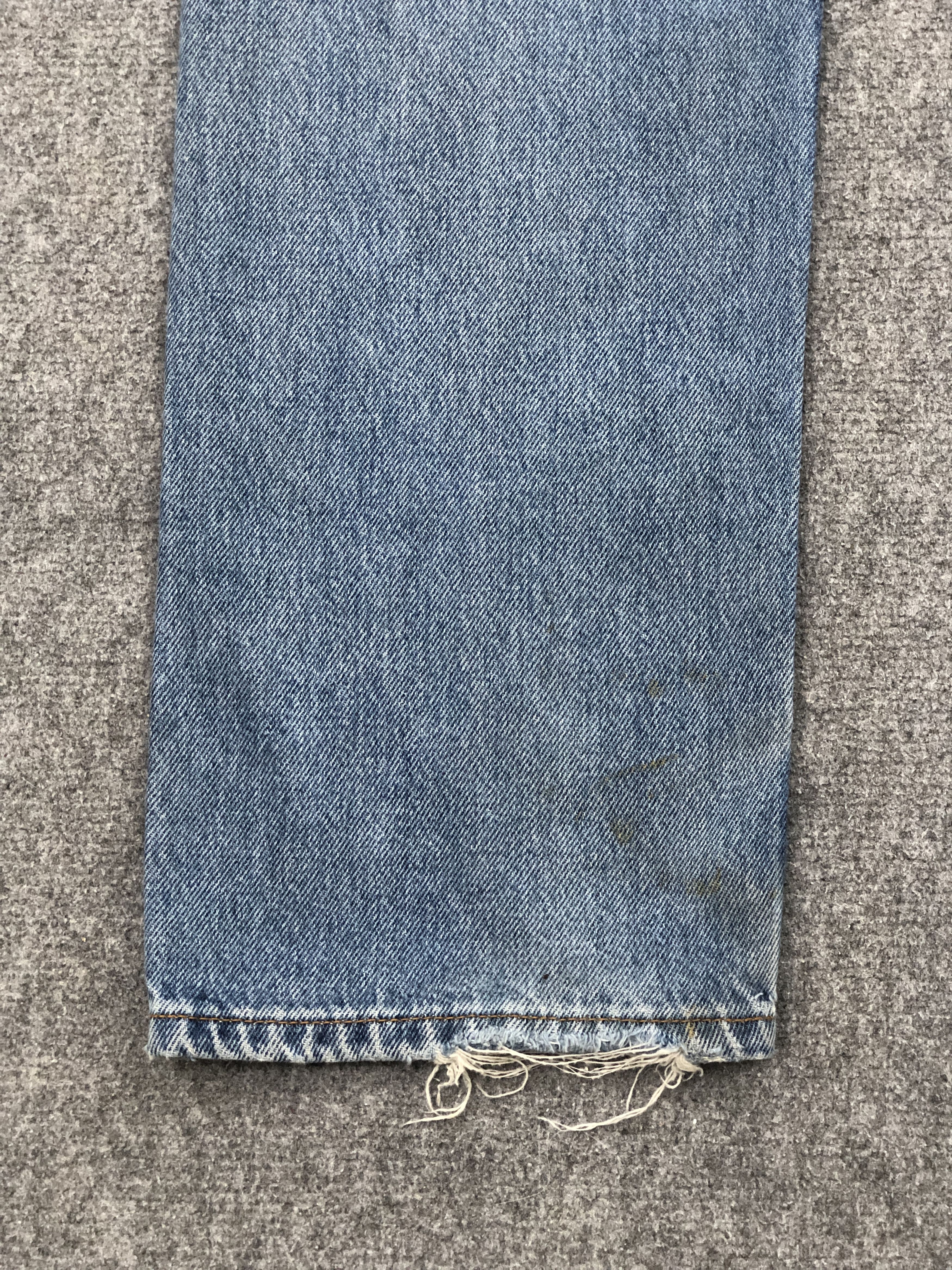 Vintage Levis 501 Faded Blue Jeans