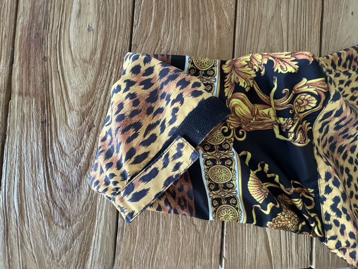 Versace Versace FW 2018 Leopard Baroque Print Hoodie Size US L / EU 52-54 / 3 - 9 Thumbnail