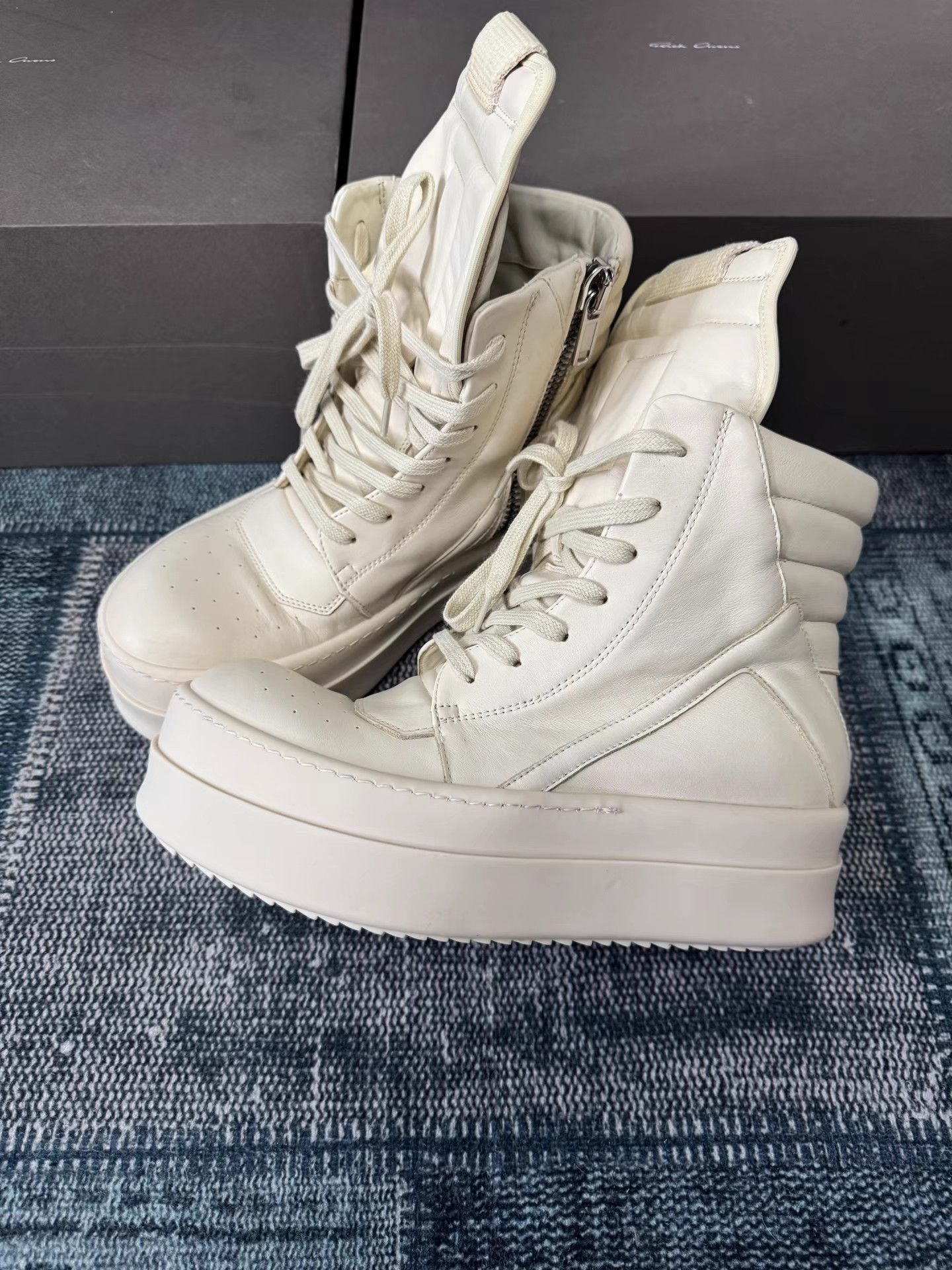Rick Owens Rick Owens Pure White Thick Sole Reverse Triangle Sneakers Size US 9 / IT 39 - 1 Thumbnail