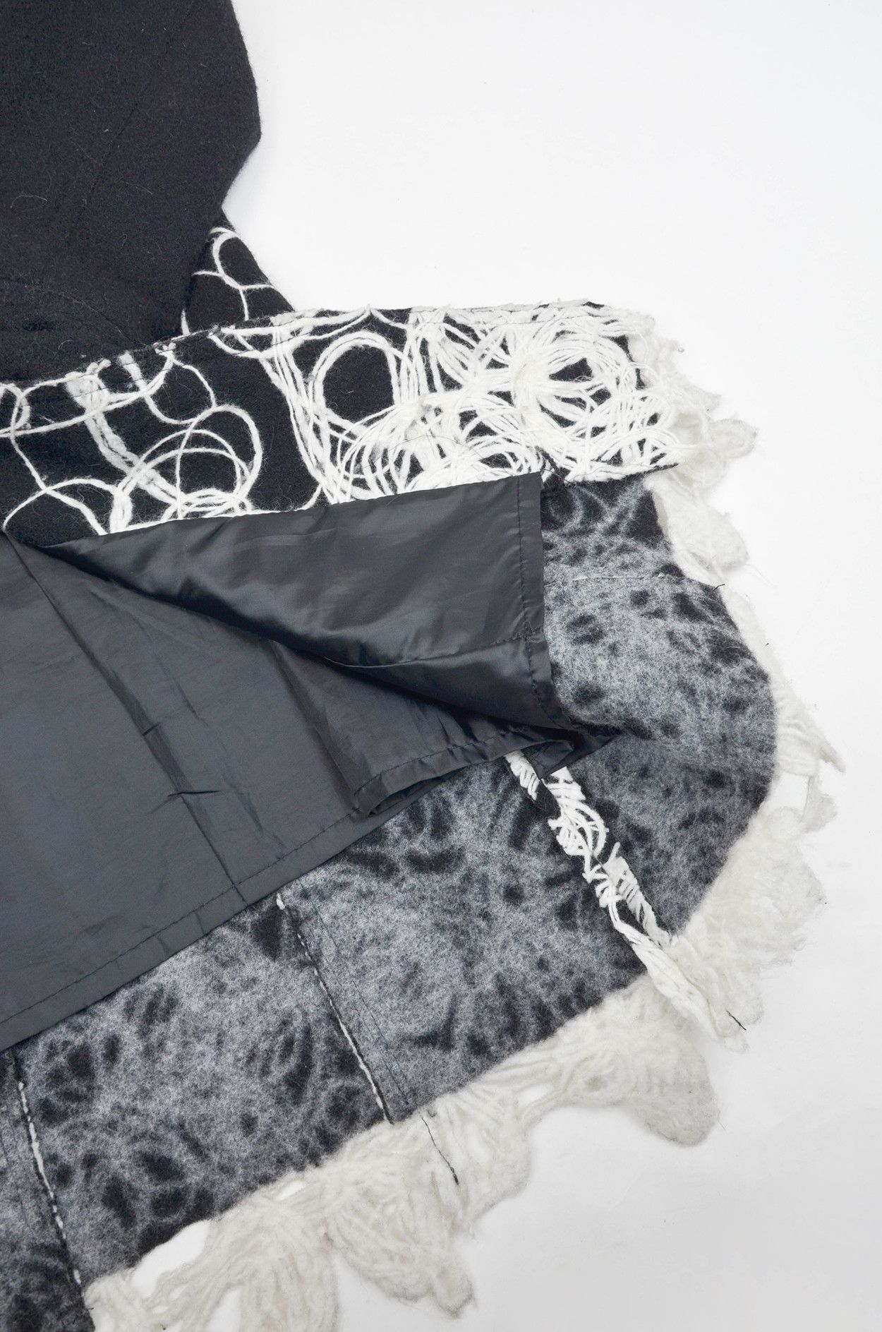 Dolce & Gabbana D&G Black Wool Embroidered Coat - Size IT42 Size M / US 6-8 / IT 42-44 - 9 Thumbnail