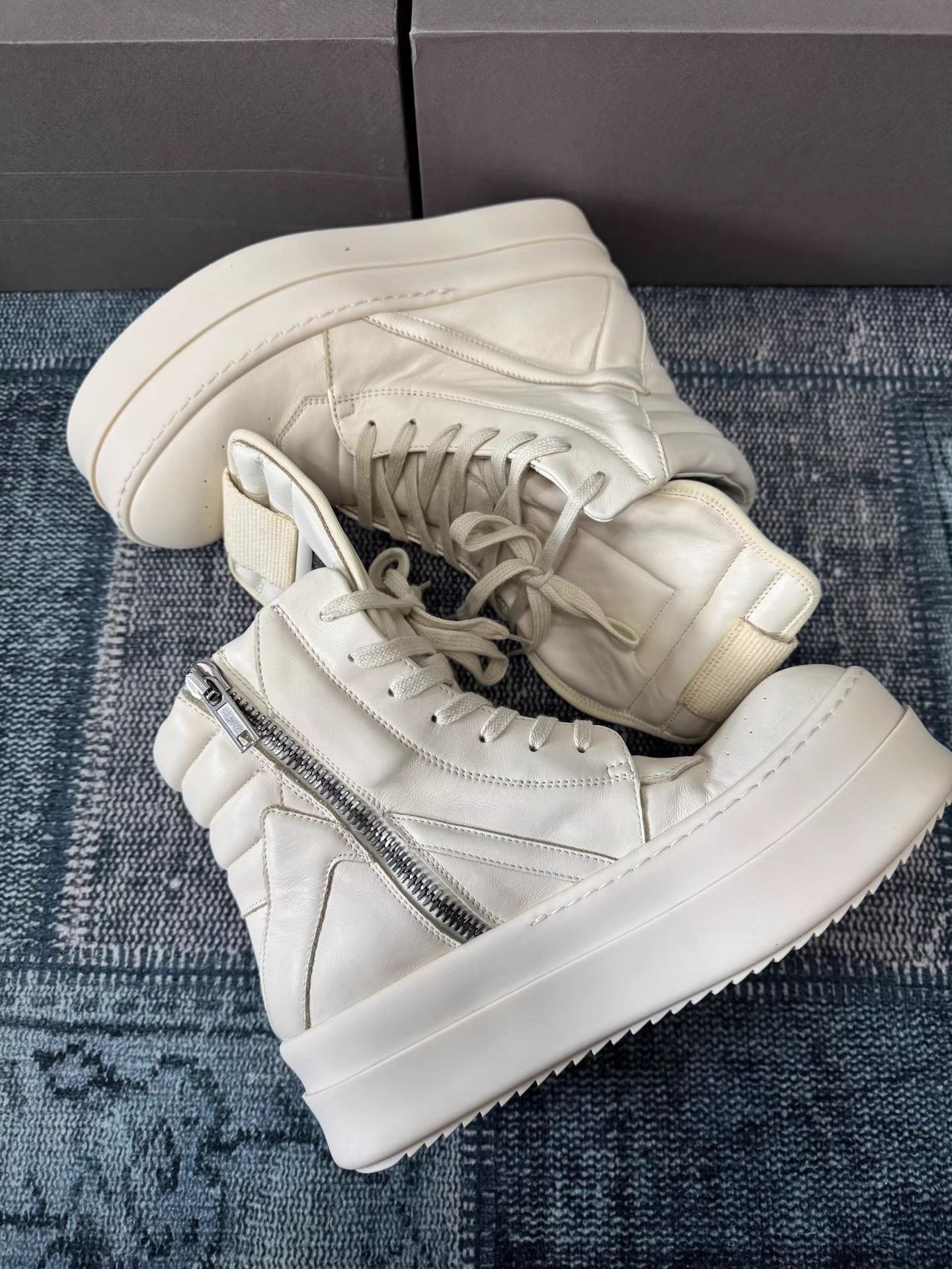 Rick Owens Rick Owens Pure White Thick Sole Reverse Triangle Sneakers Size US 9 / IT 39 - 4 Thumbnail