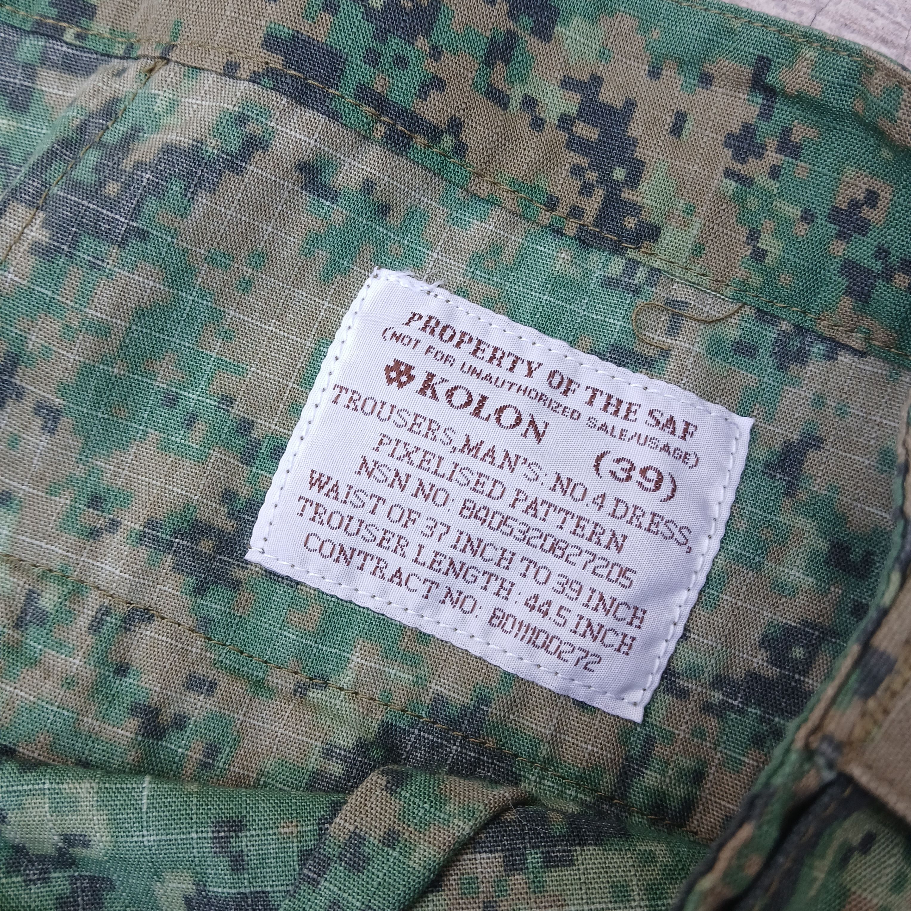 Vintage MILITARY CARGO DIGICAMO SAF PANTS BY KOLON Size US 39 - 5 Thumbnail