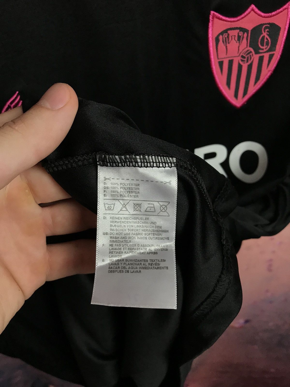 Vintage Sevilla FC streetwear soccer jersey Size US L / EU 52-54 / 3 - 5 Thumbnail
