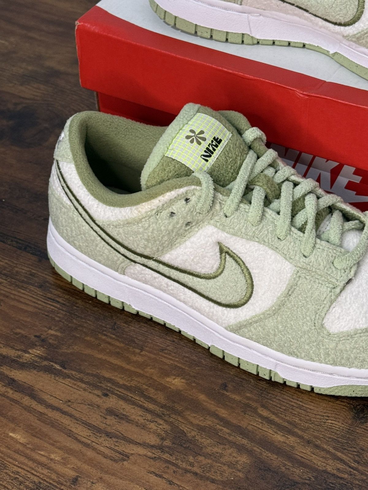 Nike Nike Dunk Low SE Fleece Pack Honeydew size 8 Size US 8 / IT 38 - 6 Thumbnail