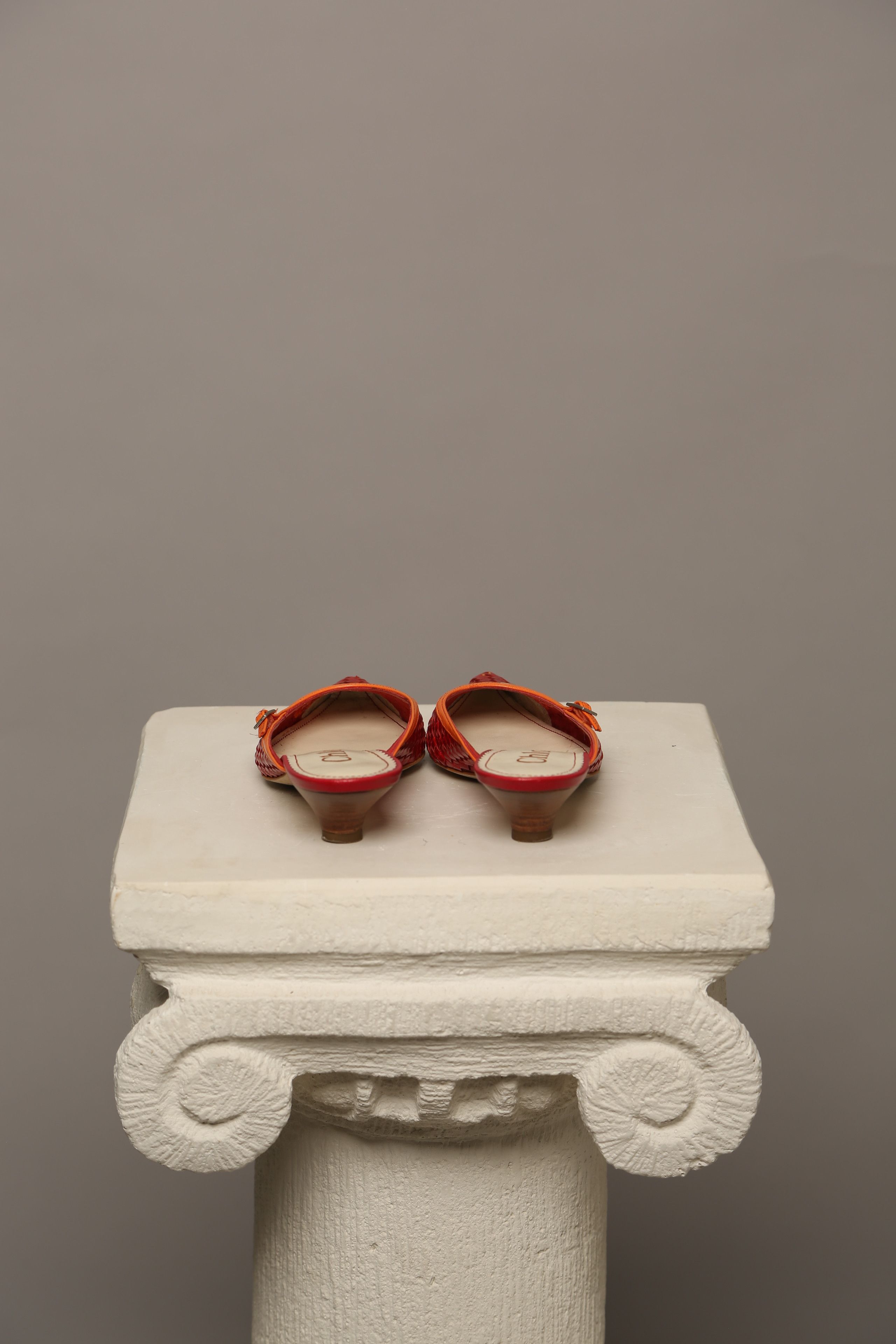 Chloe Extremely Rare Chloe Mules Size US 5 / IT 35 - 7 Thumbnail