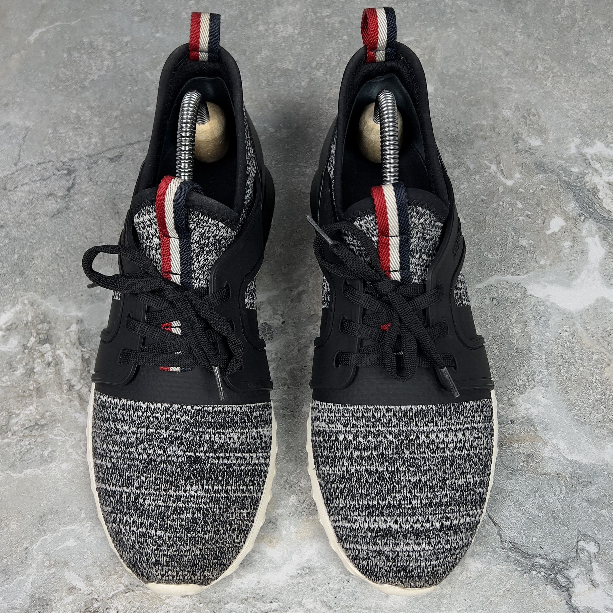 Moncler Moncler Emilien Low Top Trainer Sneaker Rubber-Trimed Mesh Size US 8 / EU 41 - 3 Thumbnail