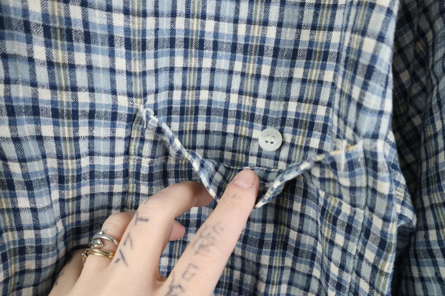 Vintage Vintage 90s Streetwear Looped Collar Button Shirt Plaid Size US L / EU 52-54 / 3 - 4 Thumbnail