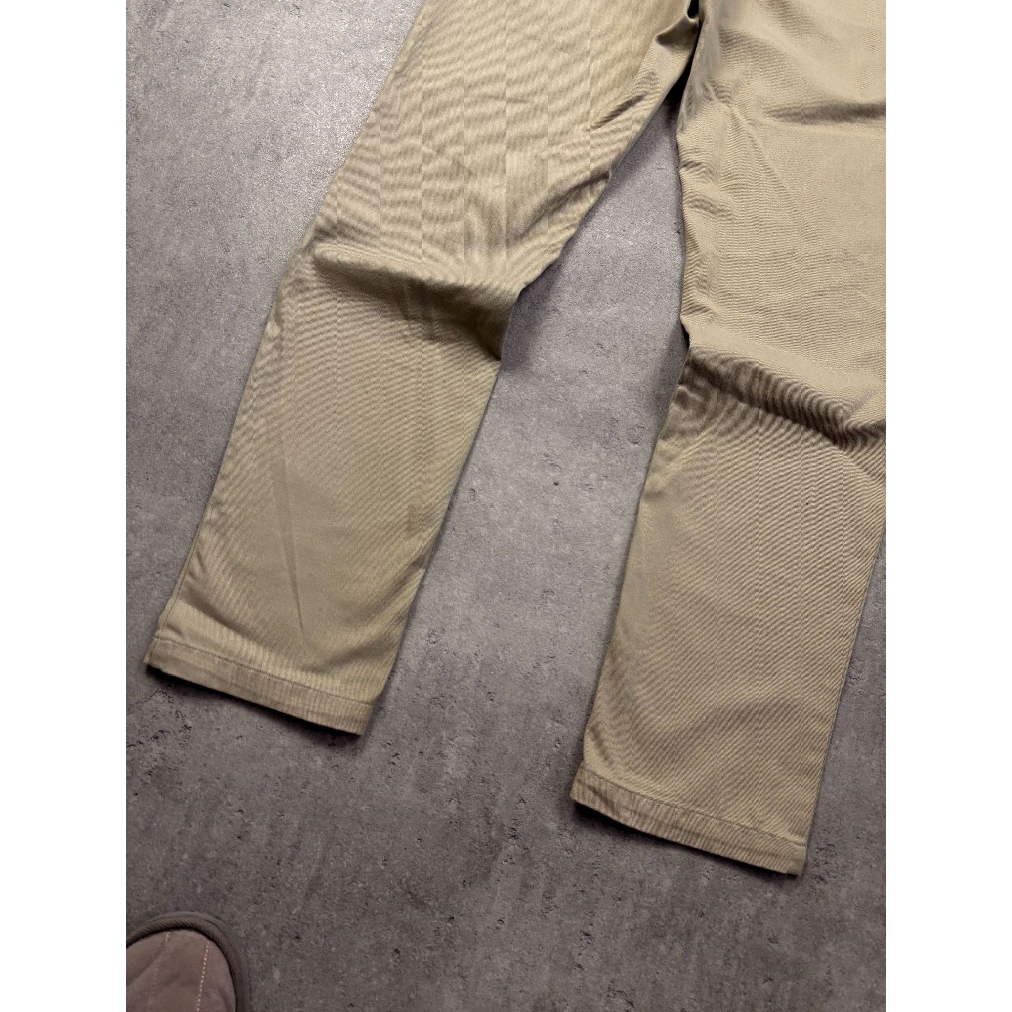 Dickies Dickies Slim Fit Chino Work Pants Khaki Beige Men’s W33 L32 Size US 32 / EU 48 - 2 Thumbnail