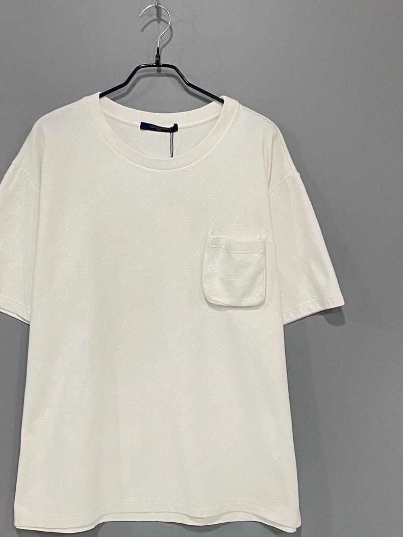Louis Vuitton Louis Vuitton White Short Sleeve T-shirt-2505 Size US XXL / EU 58 / 5 - 2 Thumbnail