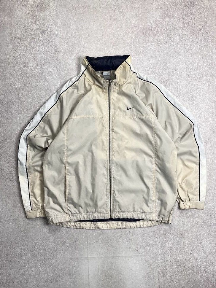 Nike Vintage Nike Swoosh Waterproof Boxy Olympic Jacket Y2K L Size US L / EU 52-54 / 3 - 3 Thumbnail