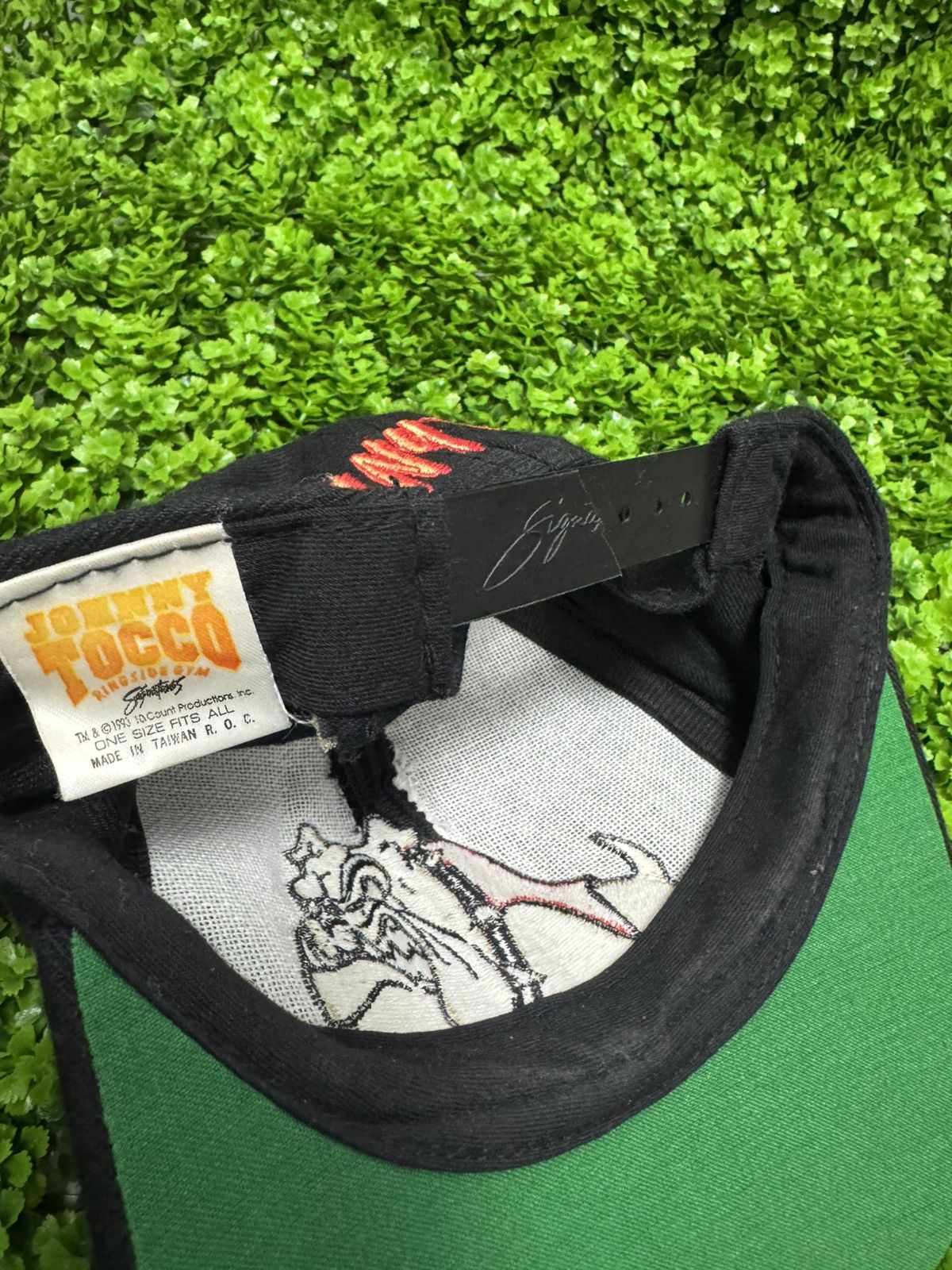Vintage 1993 Johnny Tocco Bulldog Rare Cap Made in Taiwan Size ONE SIZE - 3 Thumbnail