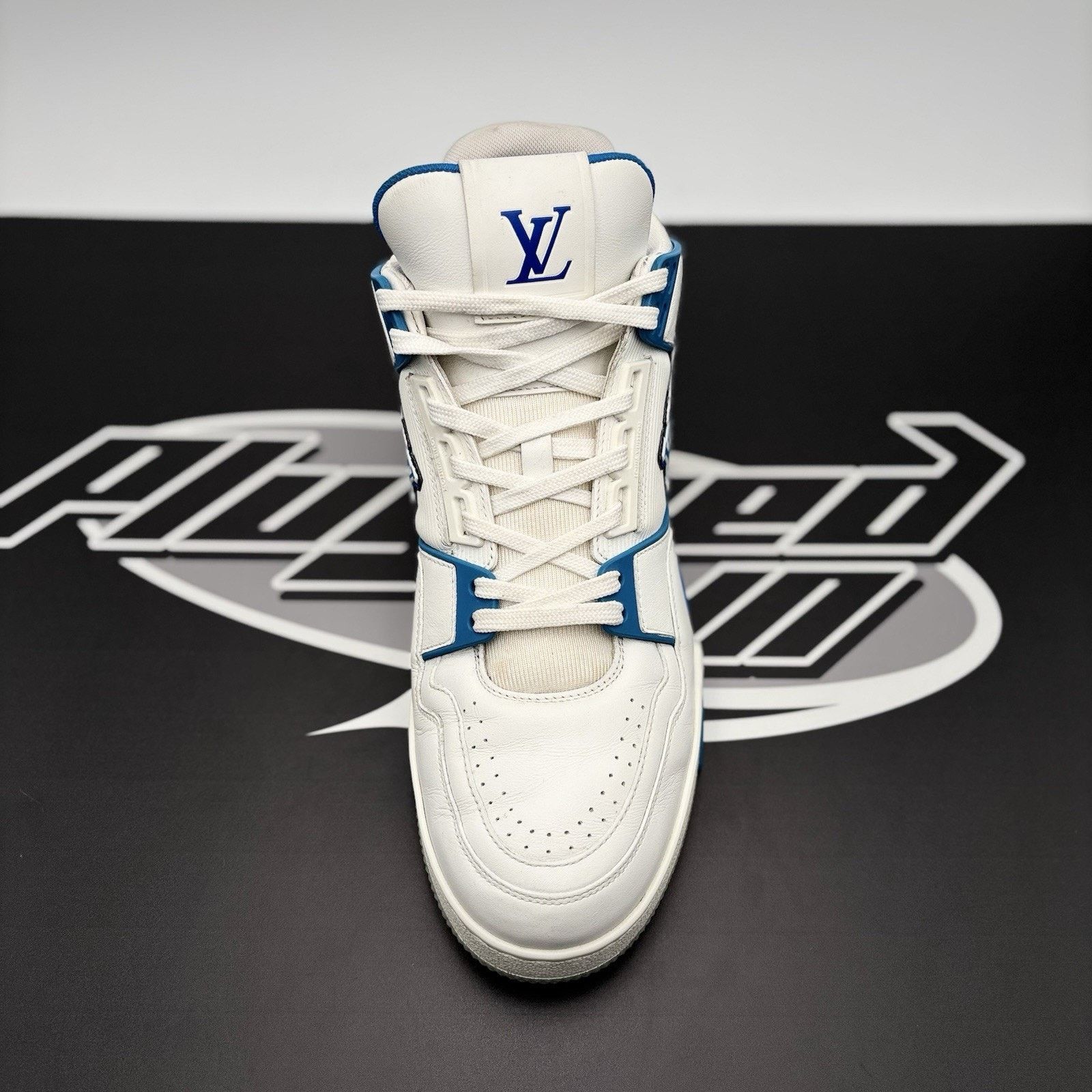 Louis Vuitton Louis Vuitton Trainer Mid ‘ White, Blue ’ | GREAT COND! Size US 10 / EU 43 - 14 Thumbnail