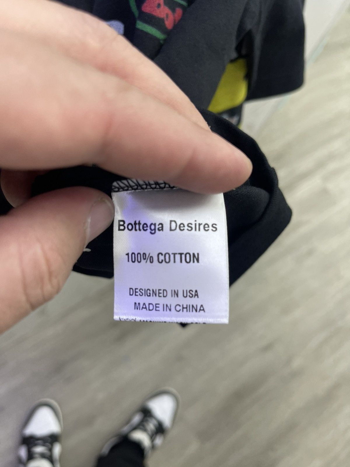 Bottega Desires Tee Bottega desires (black) Size US S / EU 44-46 / 1 - 4 Thumbnail