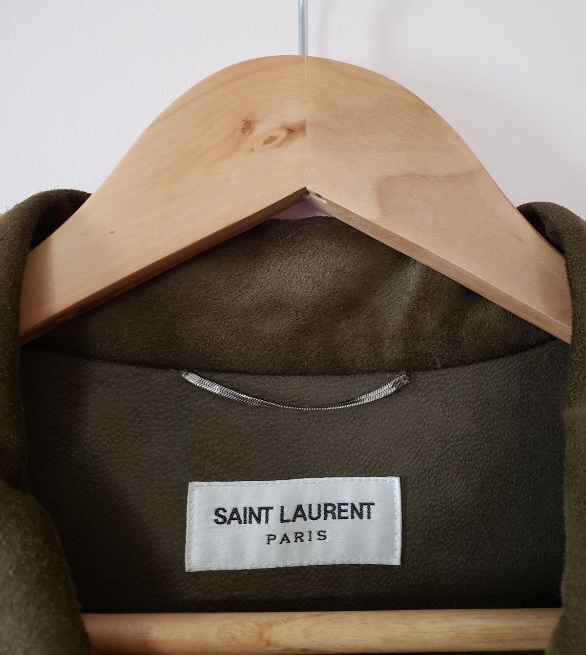 Hedi Slimane × Saint Laurent Paris Saint Laurent military jacket in olive goat suede Size US S / EU 44-46 / 1 - 4 Thumbnail