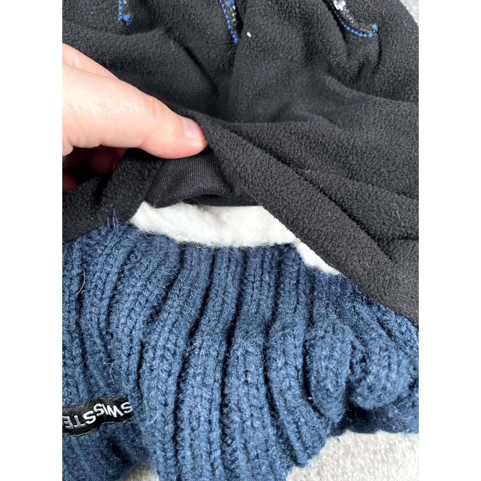 Vintage Swiss Tech Beanie Mens One Size Blue Striped Fleece Lined Knit Winter Hat Size US M / EU 48-50 / 2 - 6 Thumbnail