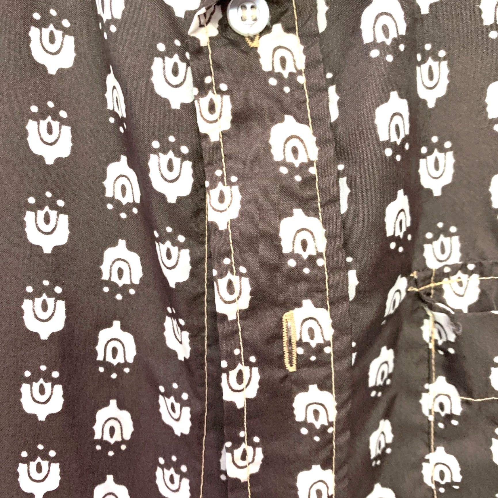 Vintage VINTAGE White Stag Shirt Mens Disco Look Brown White Chest 40" READ FLAWS 1970s Long Sleeve Size L Size US L / EU 52-54 / 3 - 4 Thumbnail