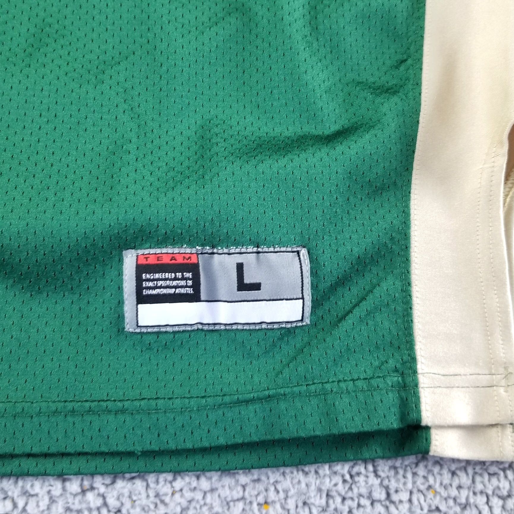 Nike VINTAGE Nike Jersey Adult Large Green Jesuit Christian Religious God Game 90s Mens Size US L / EU 52-54 / 3 - 2 Thumbnail