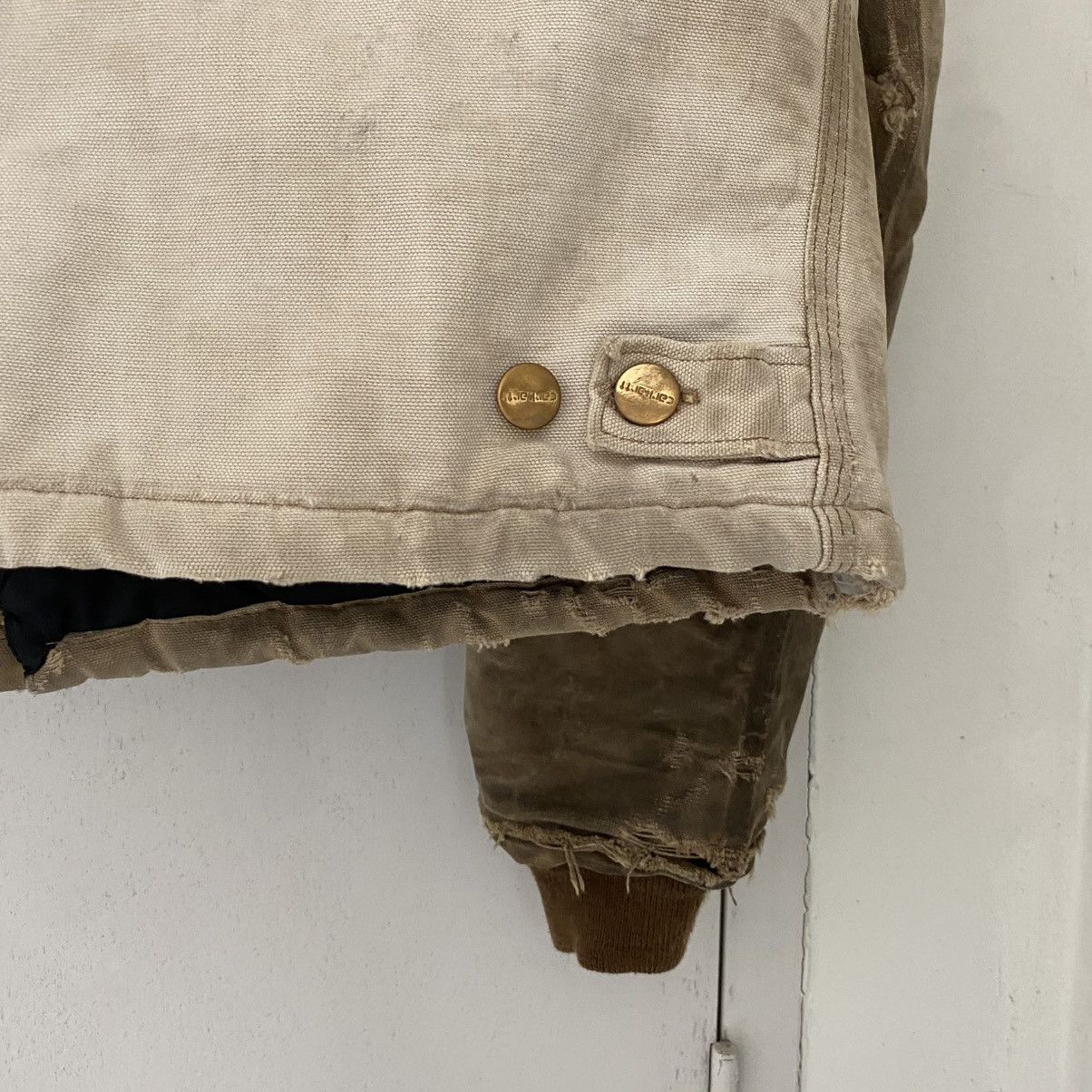 Carhartt Thrashed! VTG 90’s Carhartt Arctic Faded Dirty Work Jacket Size US M / EU 48-50 / 2 - 12 Thumbnail