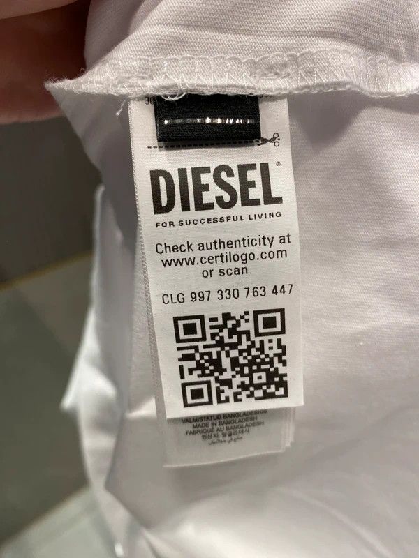 Diesel New with Tags Diesel logo T-shirt size L Size US L / EU 52-54 / 3 - 5 Thumbnail