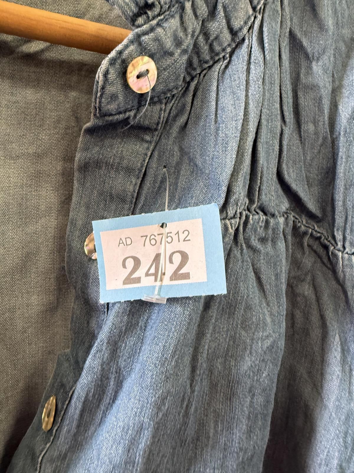 Designer Women's Blue Denim Short Sleeve Button-Up Top, Medium Size M / US 6-8 / IT 42-44 - 2 Thumbnail