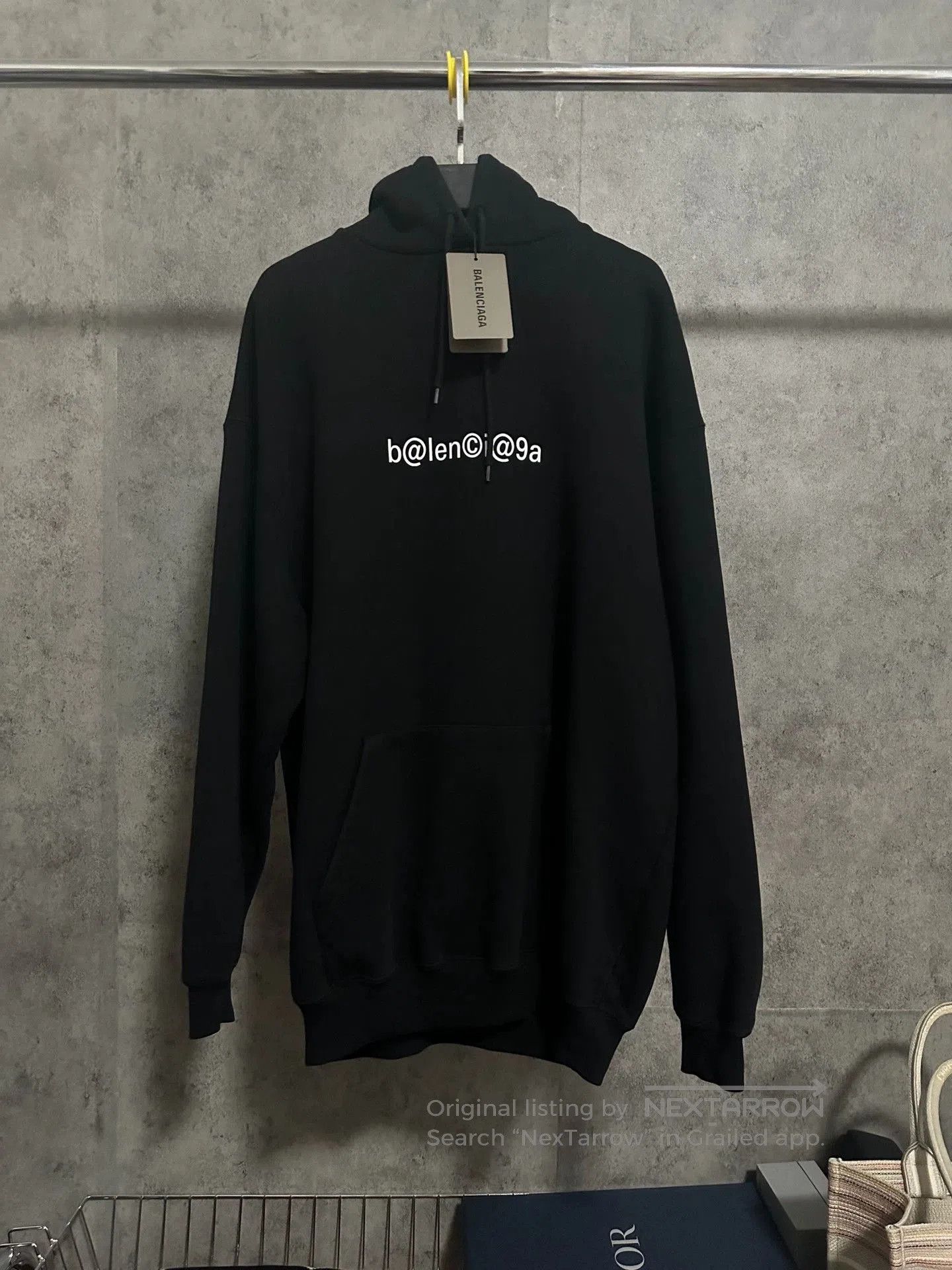 Balenciaga Balenciaga Email Logo Long Sleeve Hoodie. Size US S / EU 44-46 / 1 - 1 Thumbnail