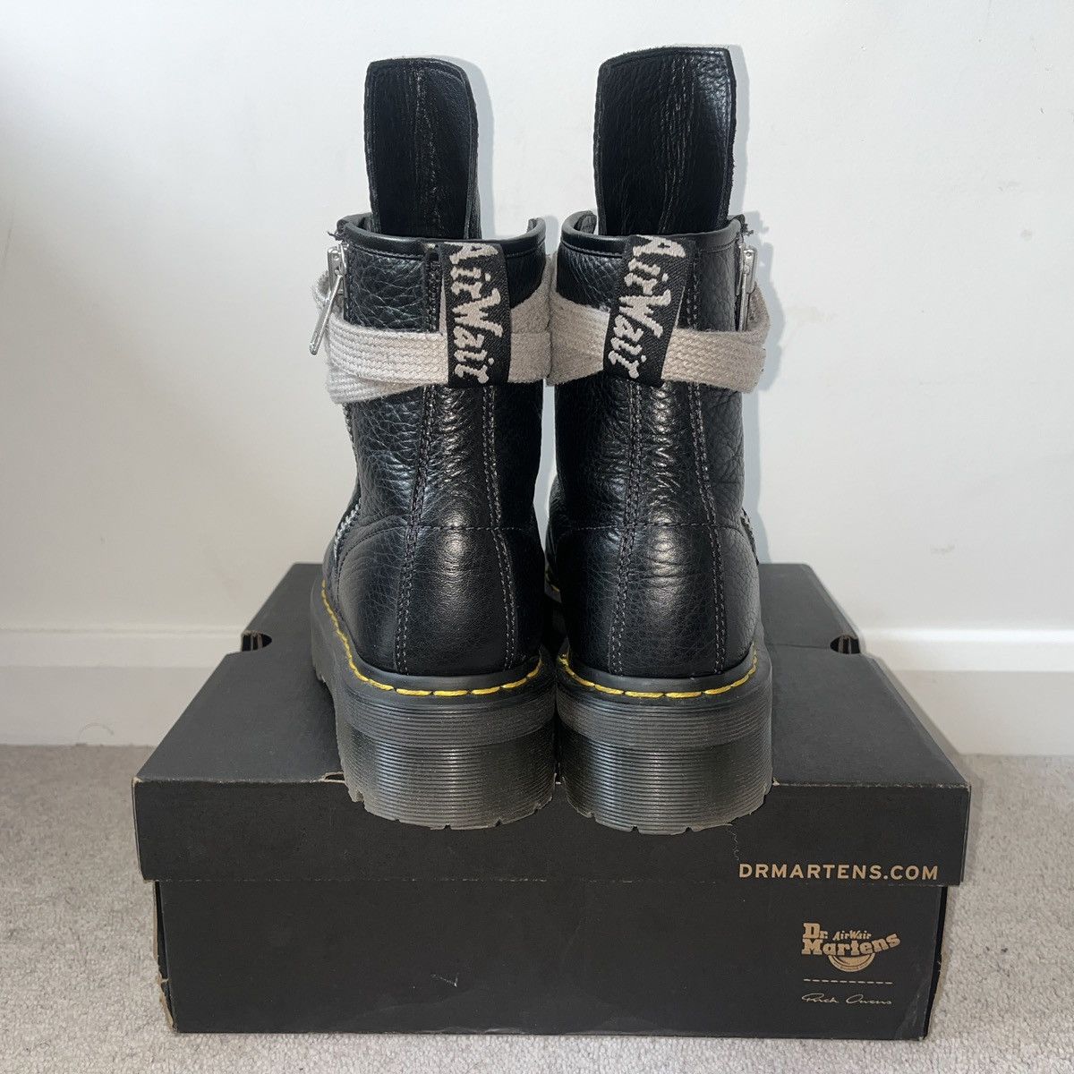 Dr. Martens × Rick Owens Dr. Martens x Rick Owens QUAD SOLE JUMBO LACE BOOT Size US 9 / EU 42 - 3 Thumbnail