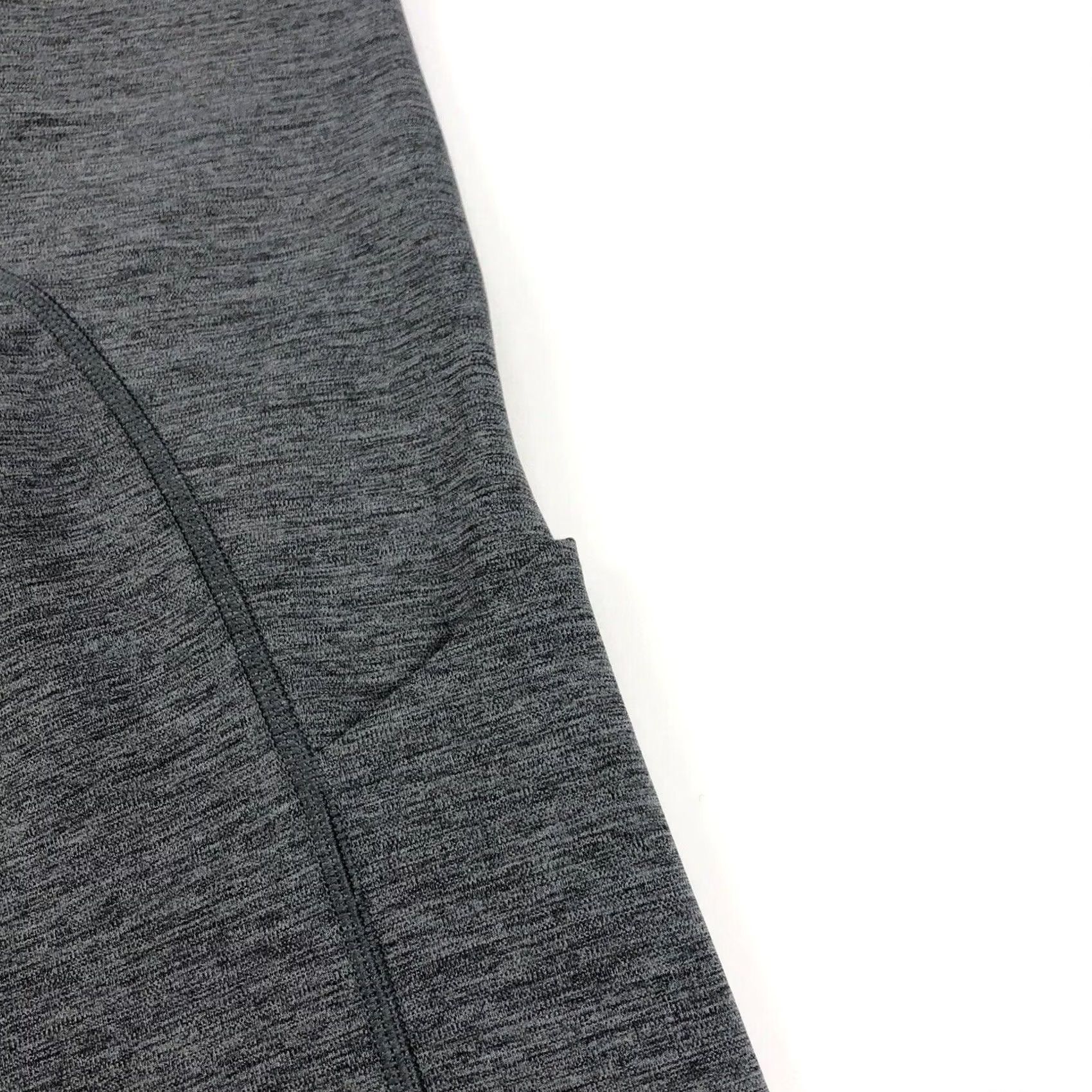 Athleta Athleta Capri Leggings 1X Black Stash Pocket Plus 29 in 19 in Inseam Legging Size 40" / US 18 - 3 Thumbnail