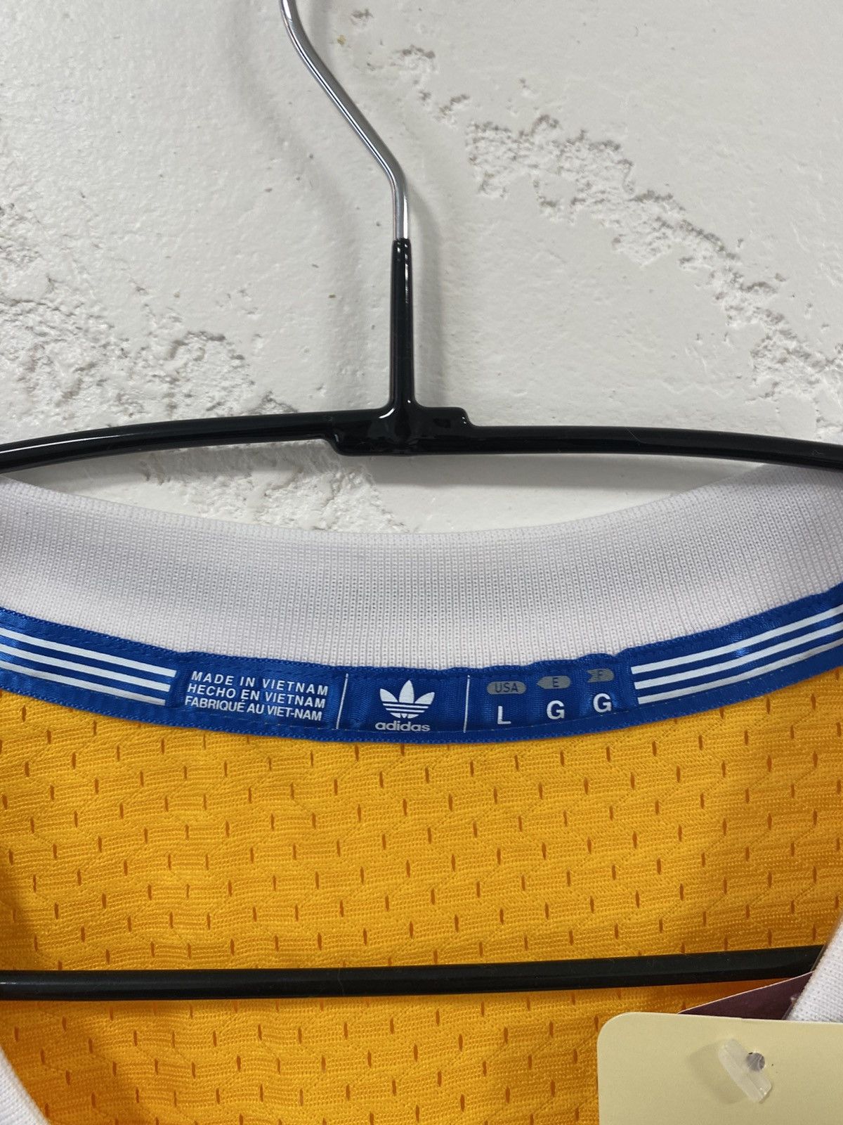 Adidas Adidas Originals Los Angeles Lakers Johnson Swingman Jersey Size US L / EU 52-54 / 3 - 7 Thumbnail