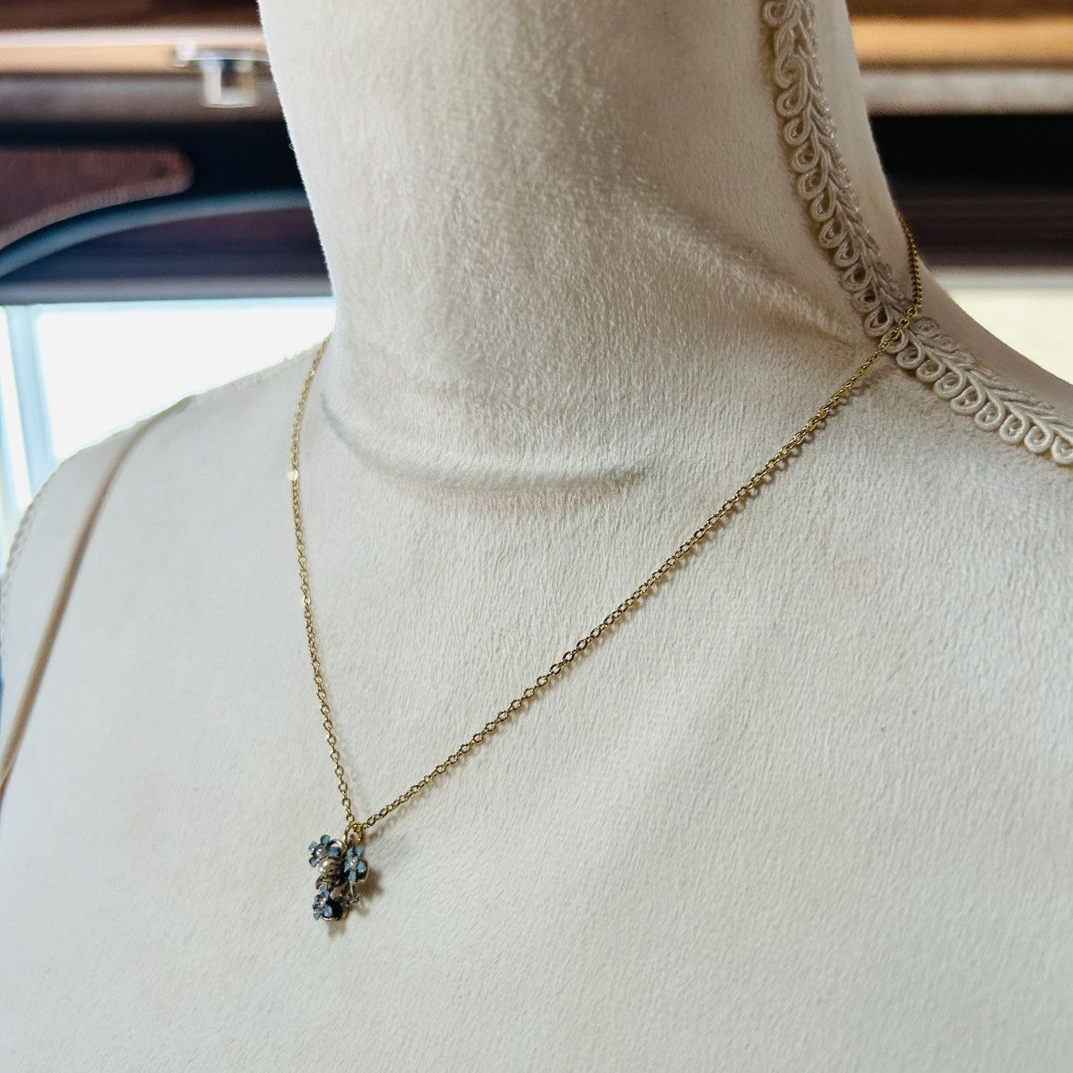 Vintage Vintage 40’s salvaged faux pearl enamel flower necklace Size ONE SIZE - 4 Thumbnail