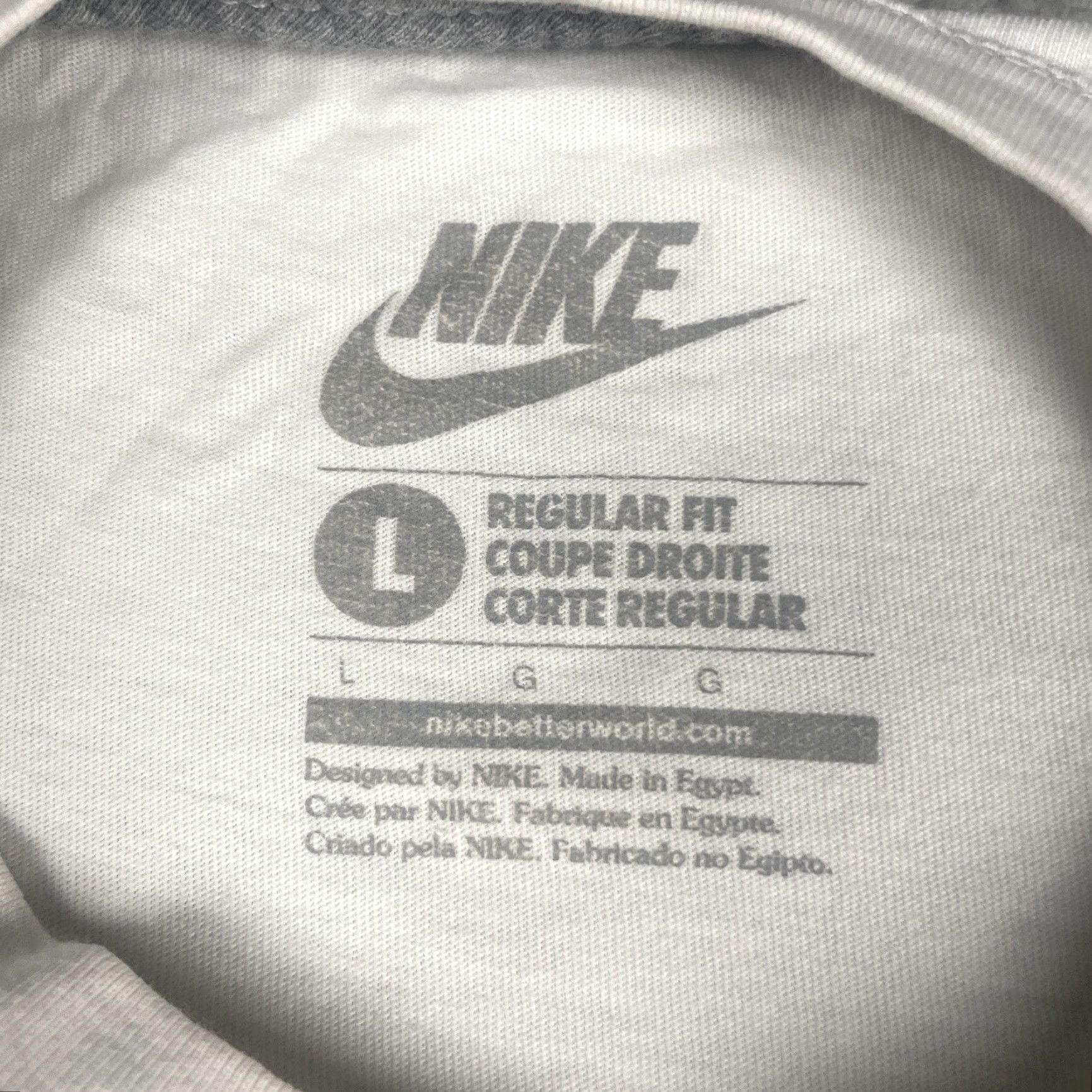 Nike VINTAGE Nike Tshirt Shirt Mens L White Blue Graphic Tee Sports Fade Excercise Size US L / EU 52-54 / 3 - 6 Thumbnail
