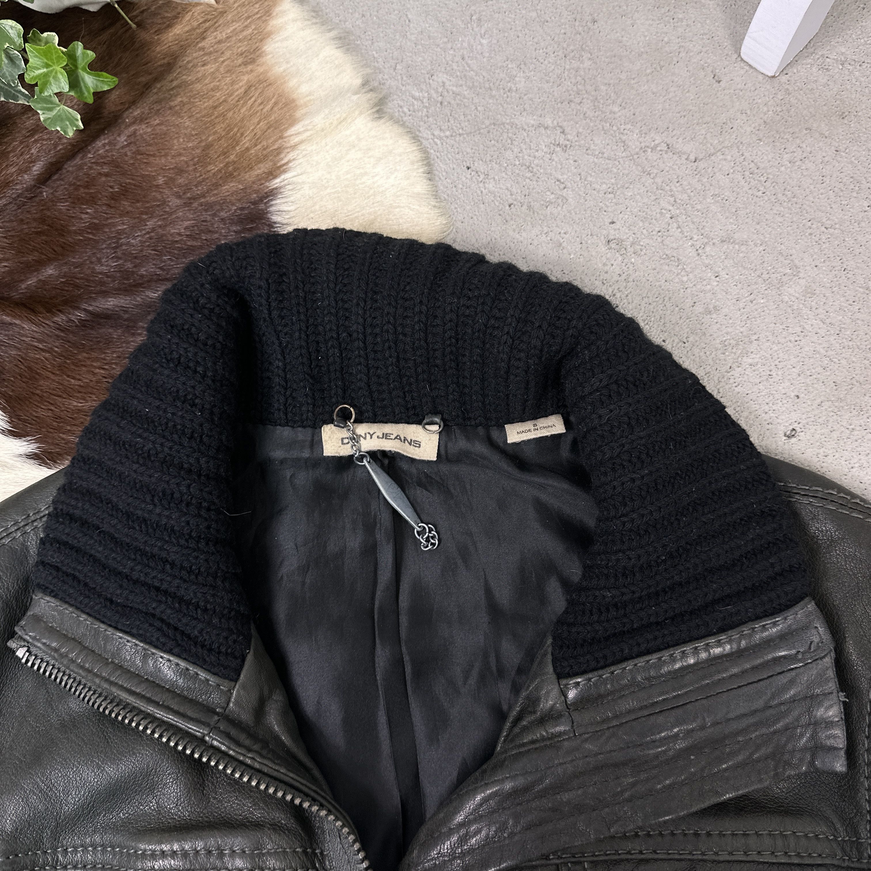 DKNY × Vintage Vintage DKNY Donna Karan New York Leather Blouson Jacket Size US S / EU 44-46 / 1 - 3 Thumbnail