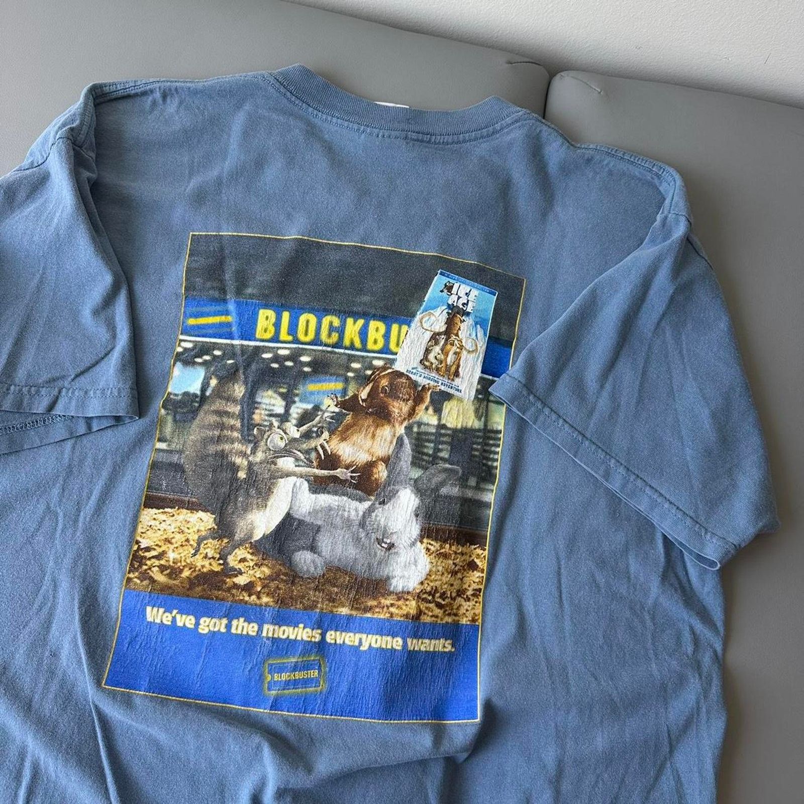Vintage Rare Vintage 00s Ice Age Blockbuster Movie Graphic Shirt Size US XL / EU 56 / 4 - 7 Thumbnail