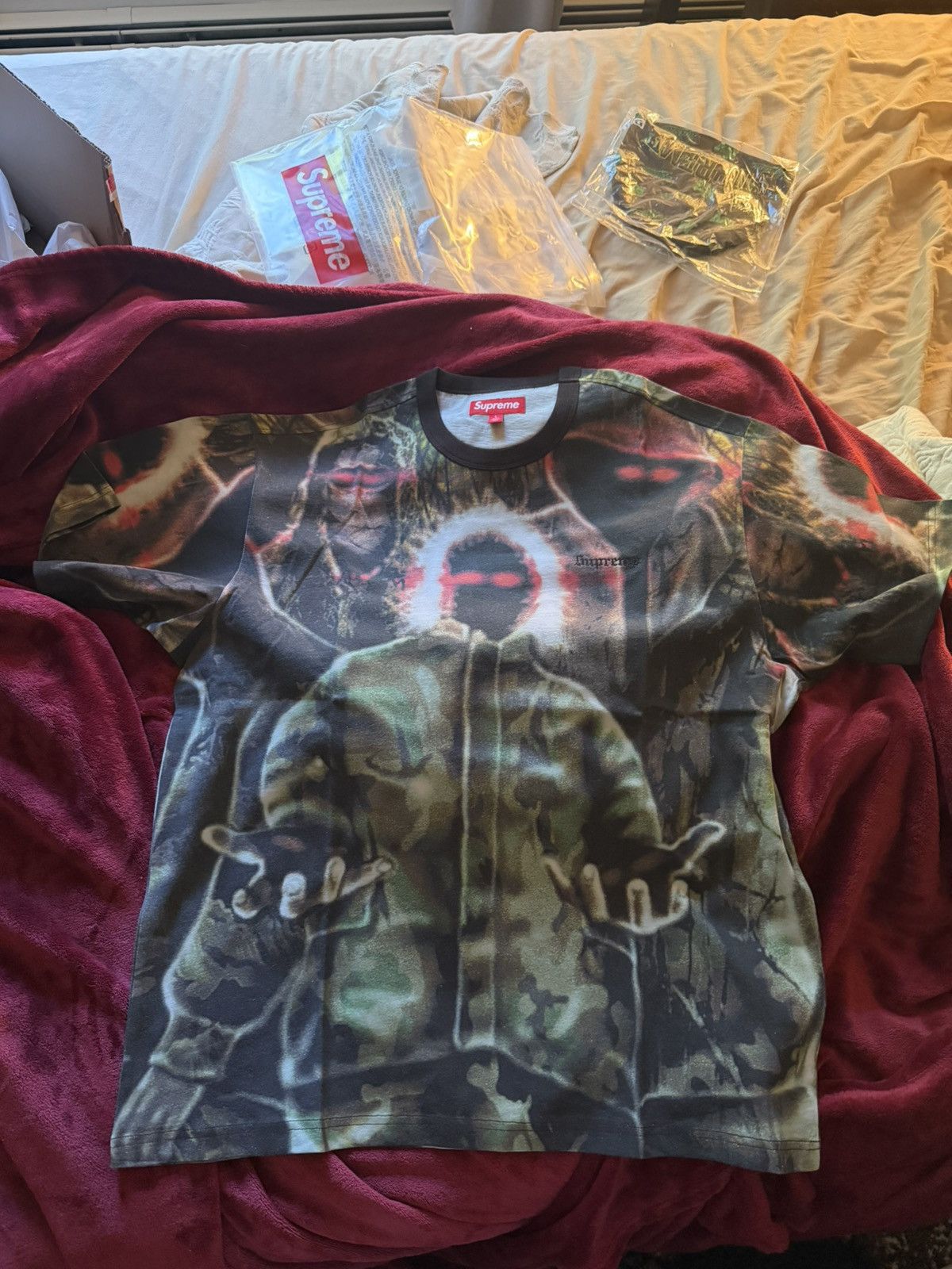 Supreme Shadows S/S Top Size US L / EU 52-54 / 3 - 3 Thumbnail