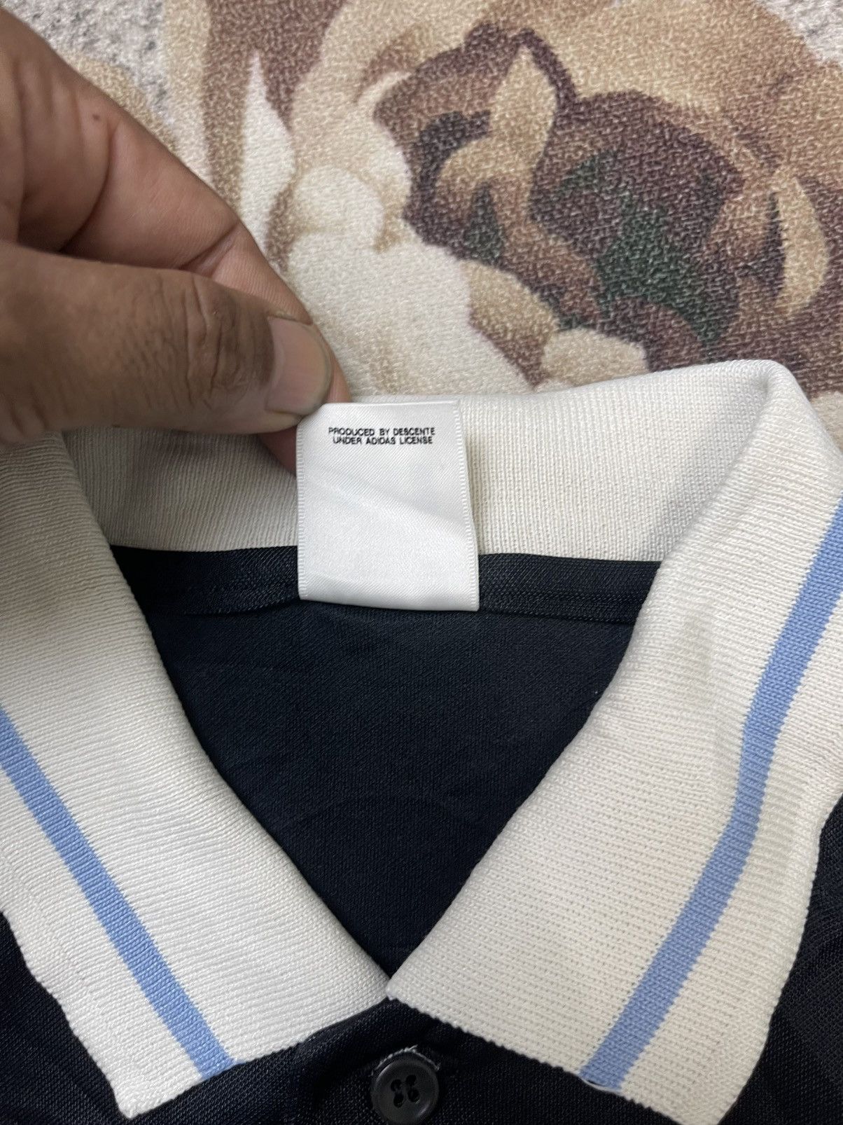 Adidas Vintage Adidas Polo Tee Jersey Streetwear Size US M / EU 48-50 / 2 - 6 Thumbnail