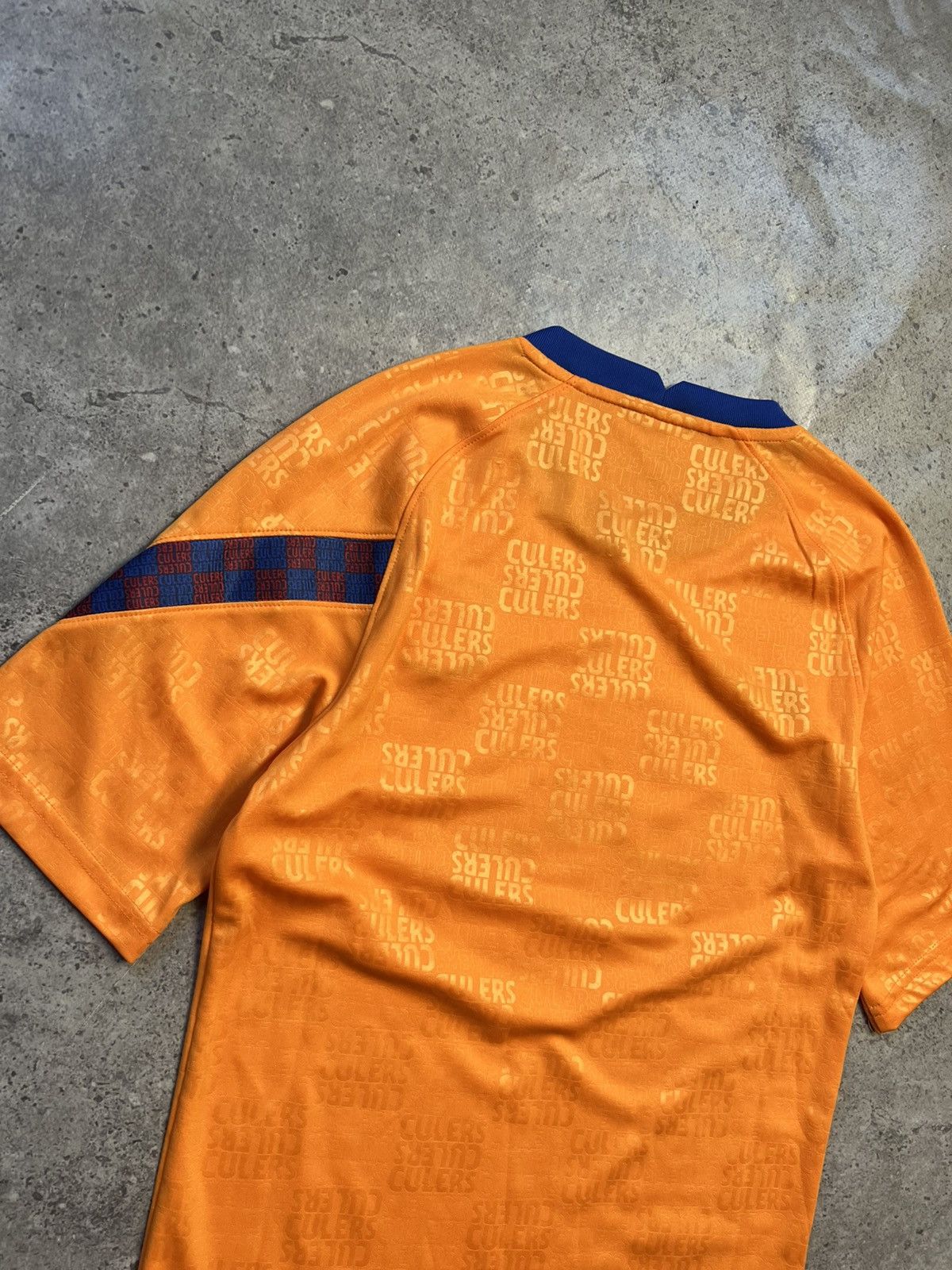 Nike Nike 2022 Barcelona Away Jersey Size US S / EU 44-46 / 1 - 11 Thumbnail