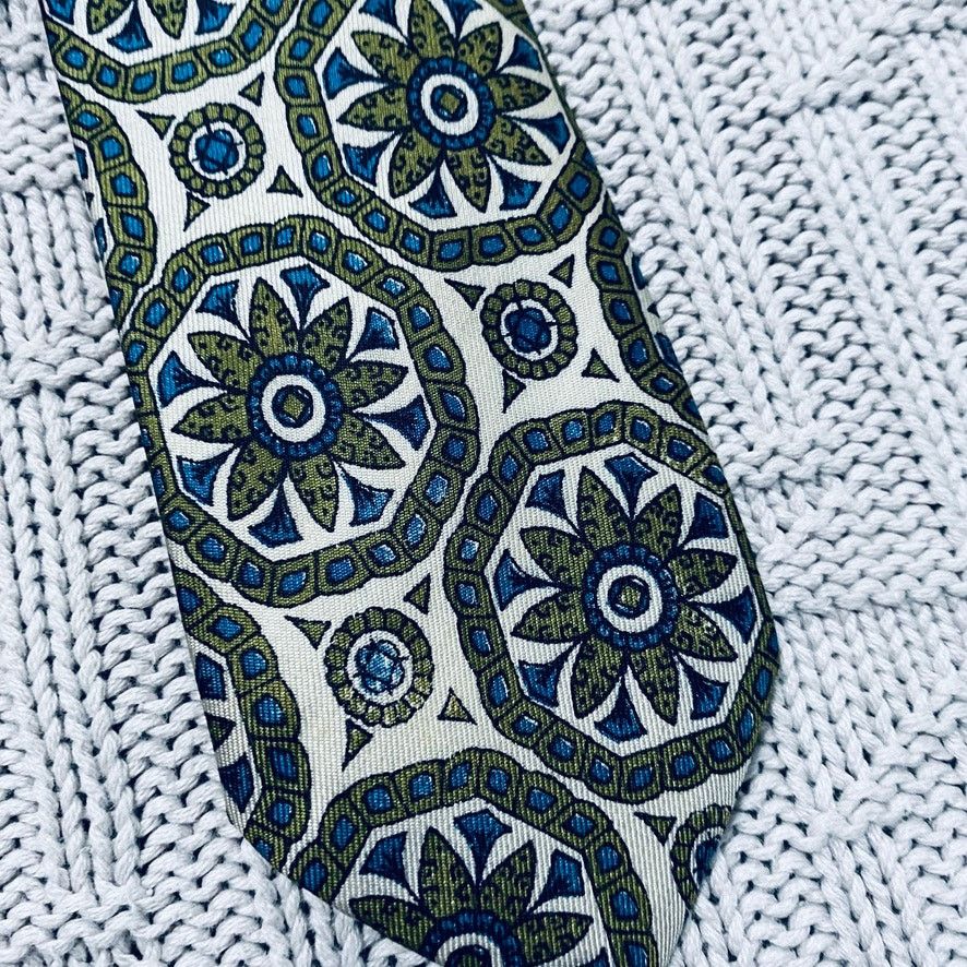 Vintage Vintage Ohrbach's green geometric floral print silk tie Size ONE SIZE - 2 Thumbnail