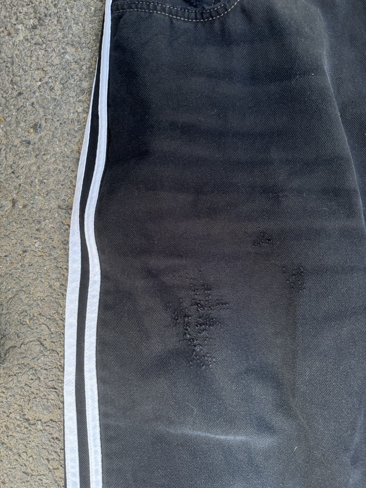 Balenciaga Balenciaga x Adidas Oversized Black Denim Sz. XL Size US 36 / EU 52 - 7 Thumbnail