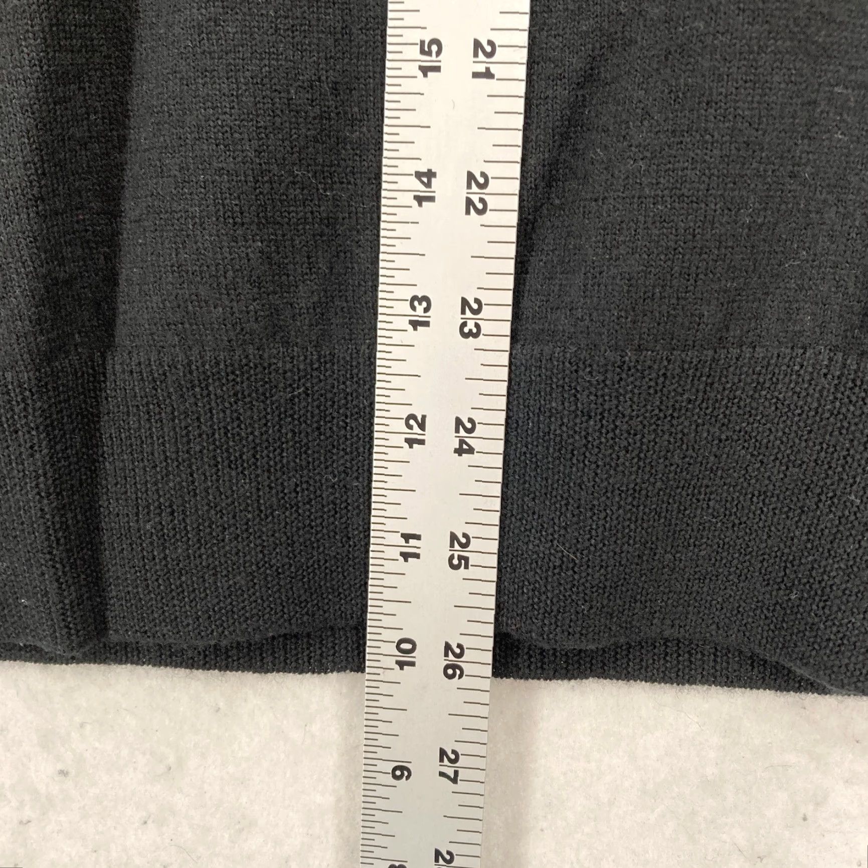 TravisMathew Travis Matthew Golf Merino Wool V-Neck Sweater Mens Medium Black Long Sleeve Pullover Size US M / EU 48-50 / 2 - 7 Thumbnail