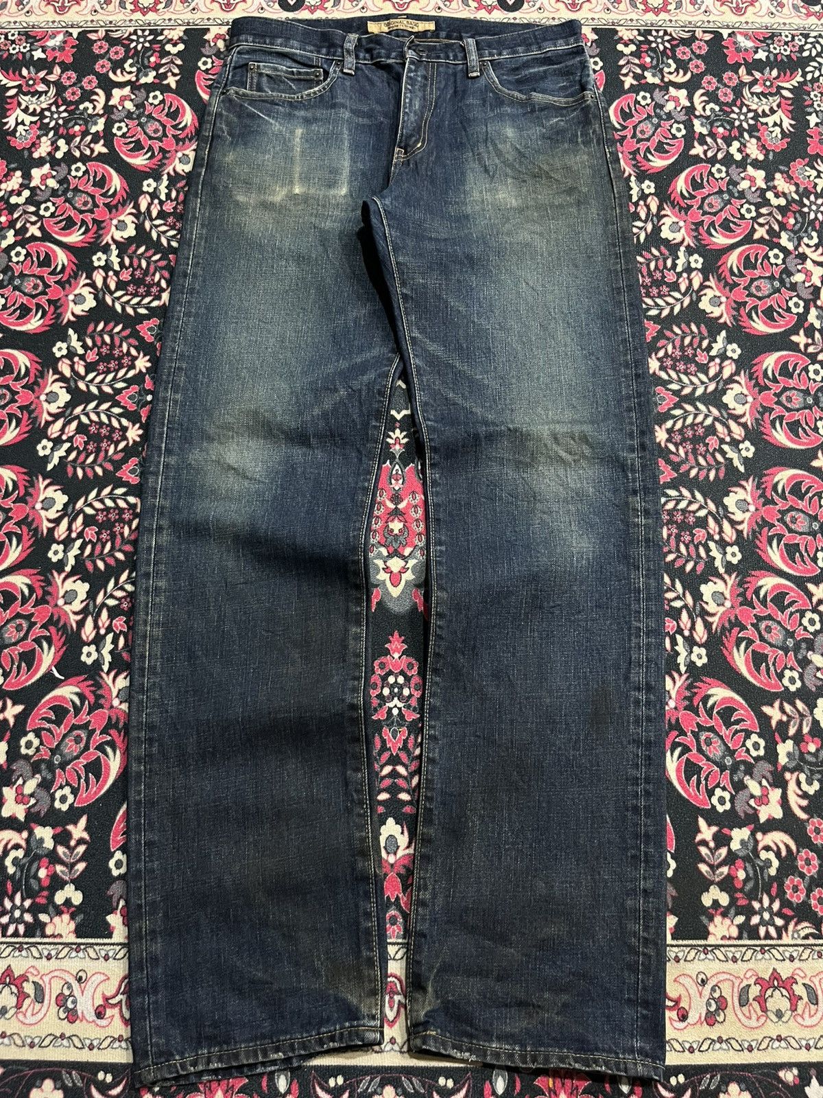 Undercover × Uniqlo Vintage Uniqlo S002 Dark Blue Washed Whisker Straight Jeans Size US 32 / EU 48 - 1 Thumbnail