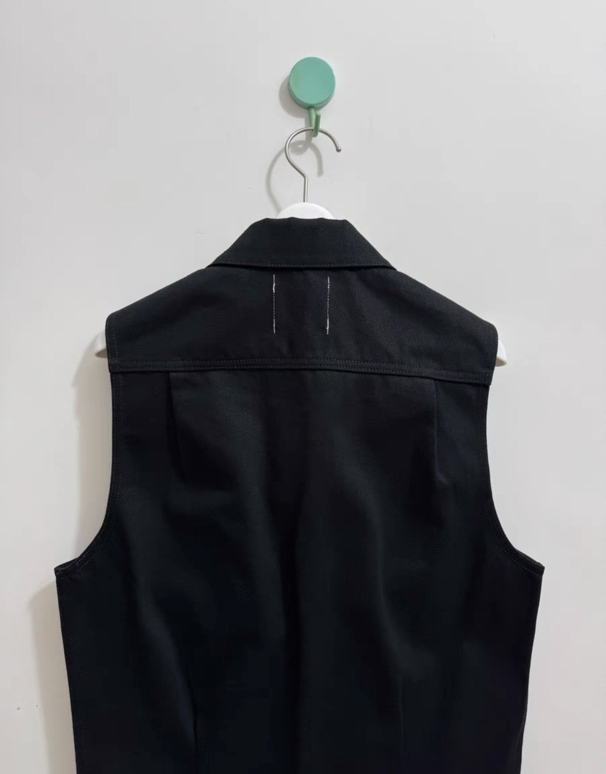 Takahiromiyashita The Soloist. TAKAHIROMIYASHITA THE SOLOIST black vest. Size US S / EU 44-46 / 1 - 6 Thumbnail